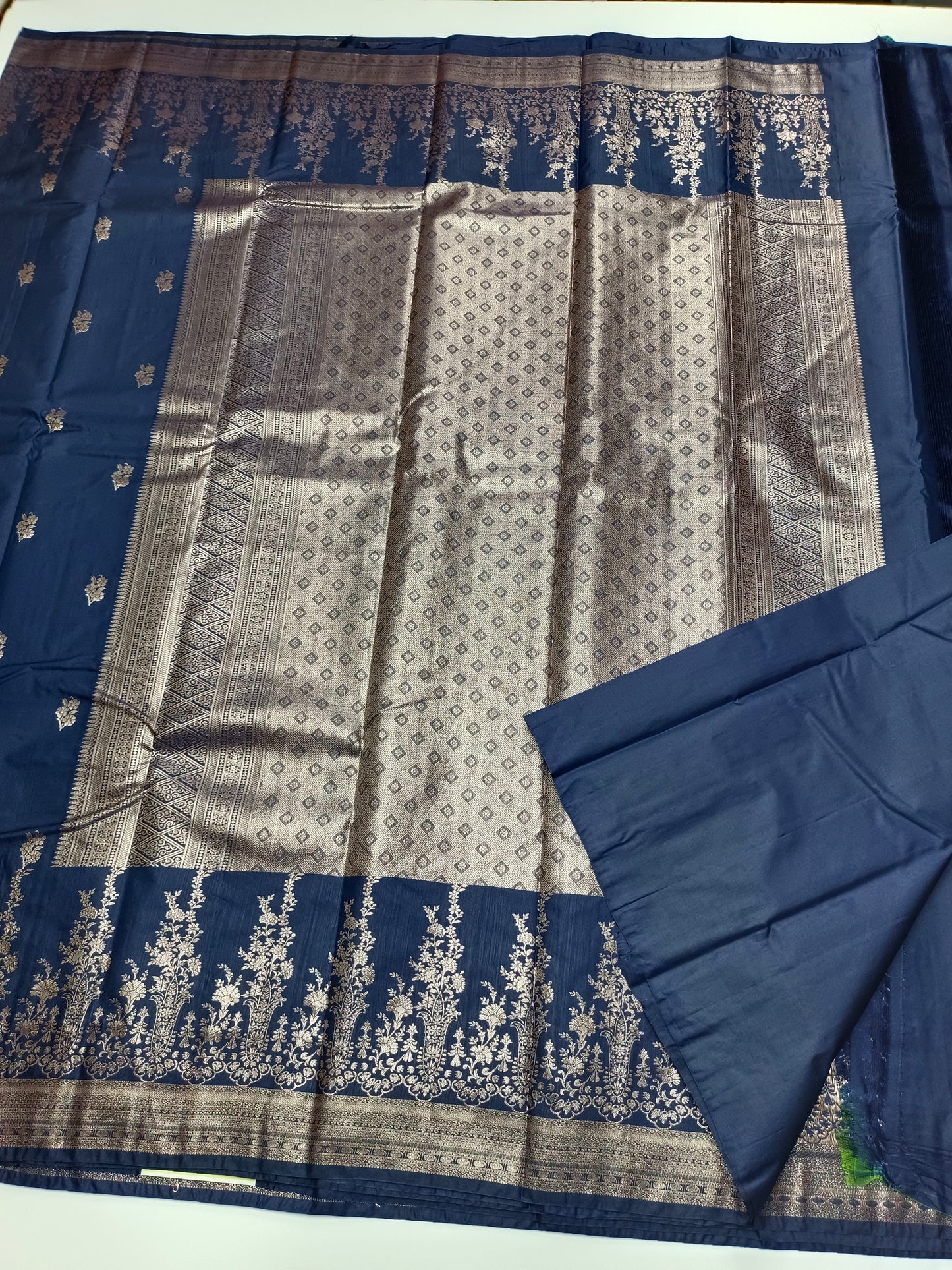 KANCHIPURAM SEMI SILK SAREE