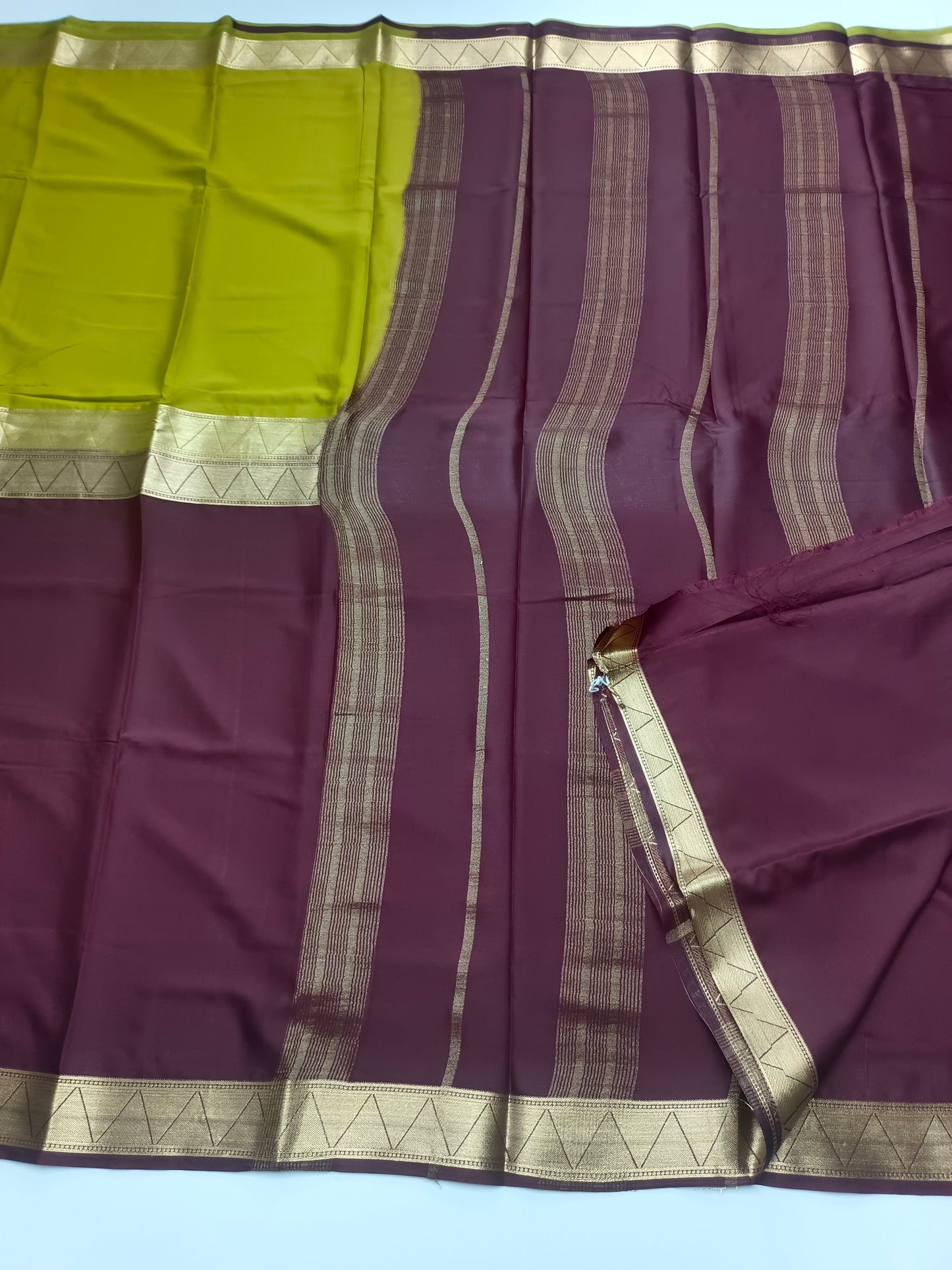 2D SEMI CREPE SILK SAREE