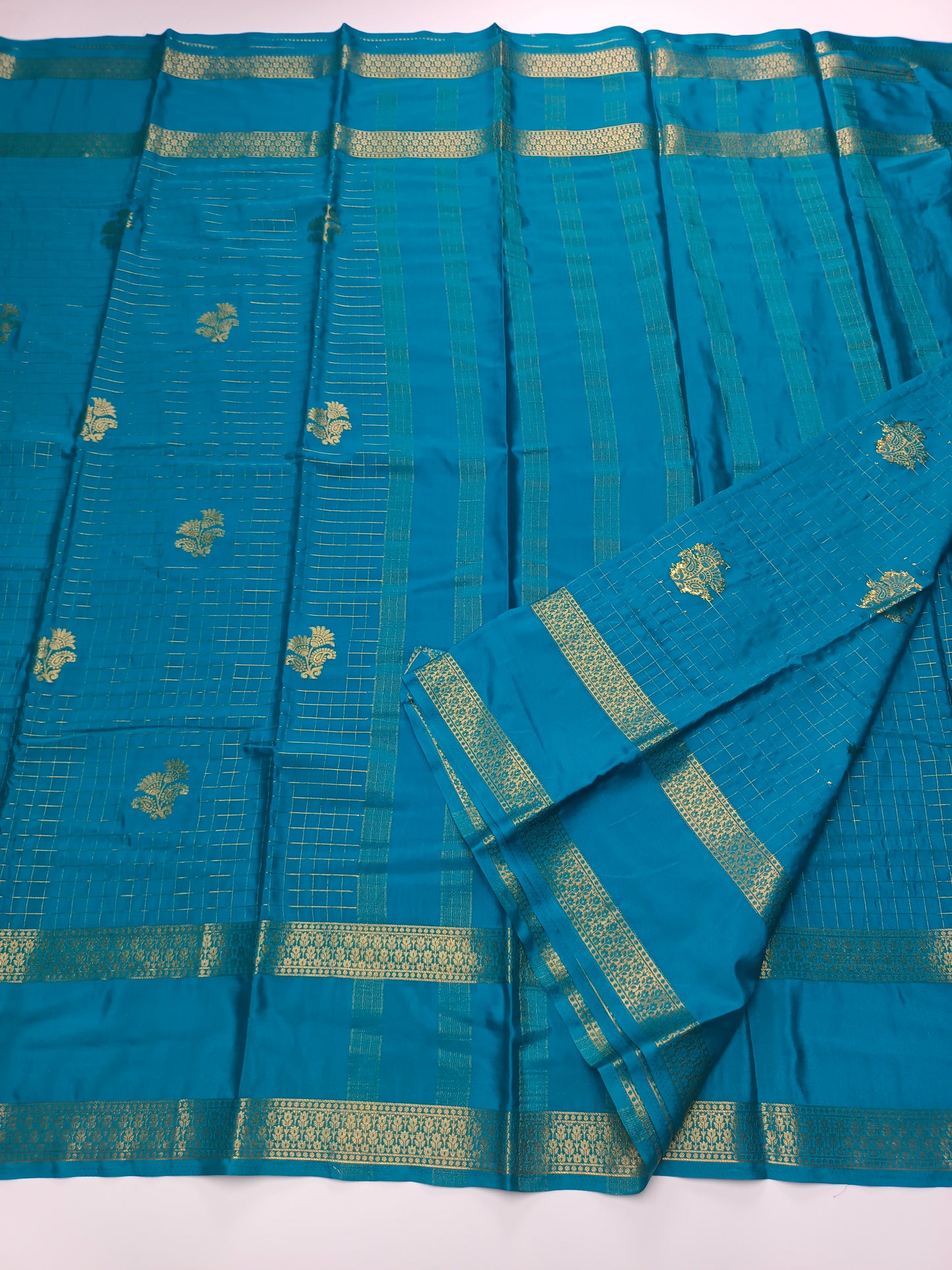 SEMI CRPE SILK SAREE