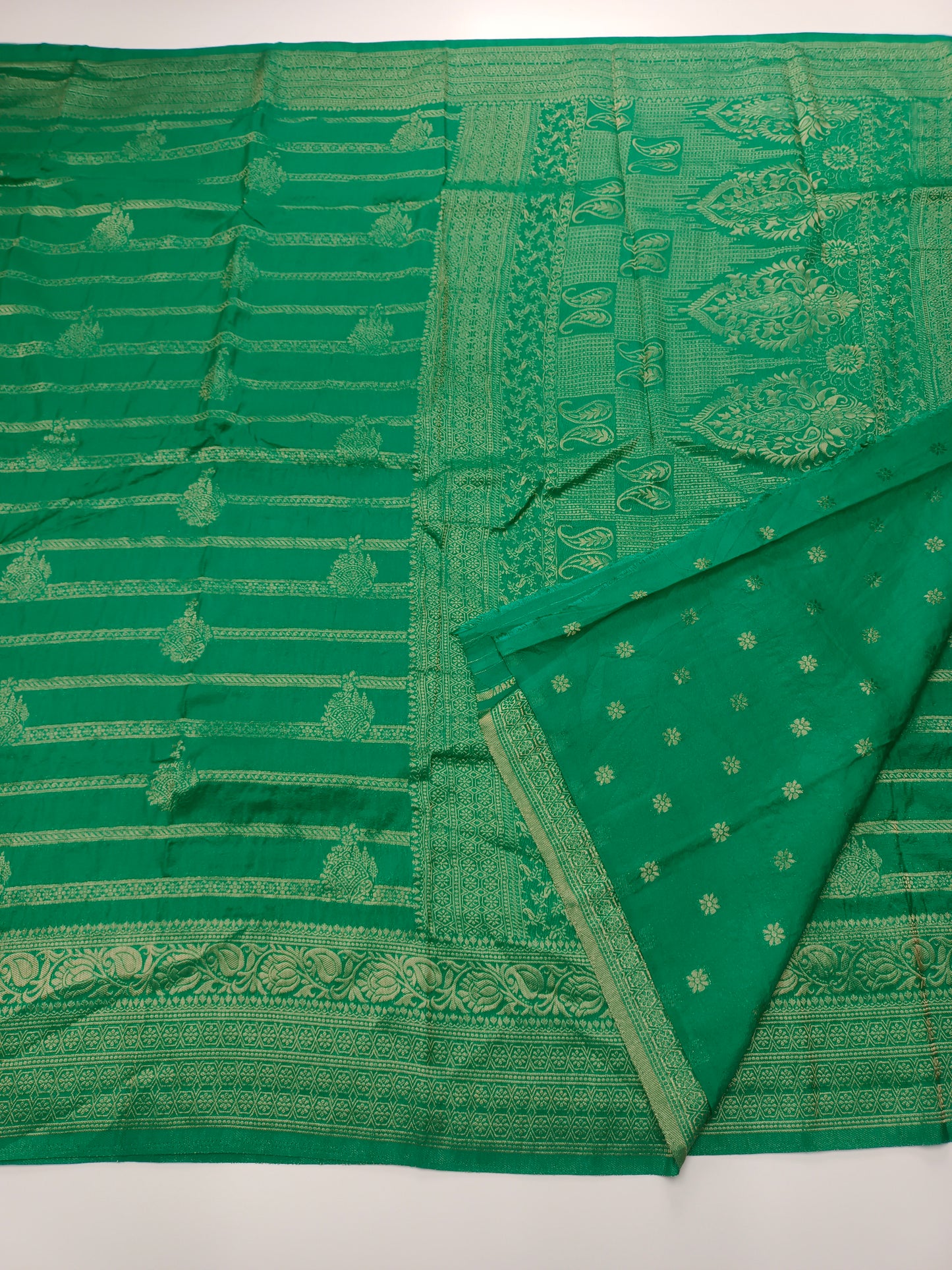 FANCY CRUSH CHIFFON SAREE