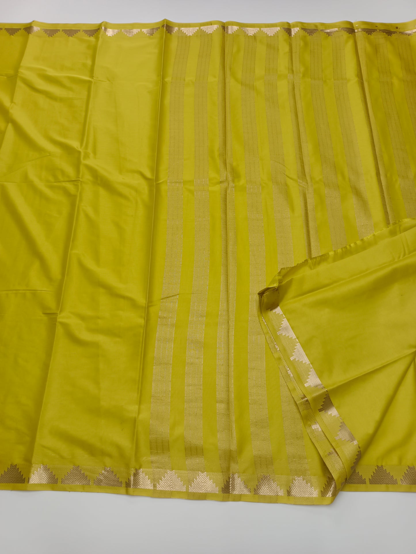 ART CREPE SAREE
