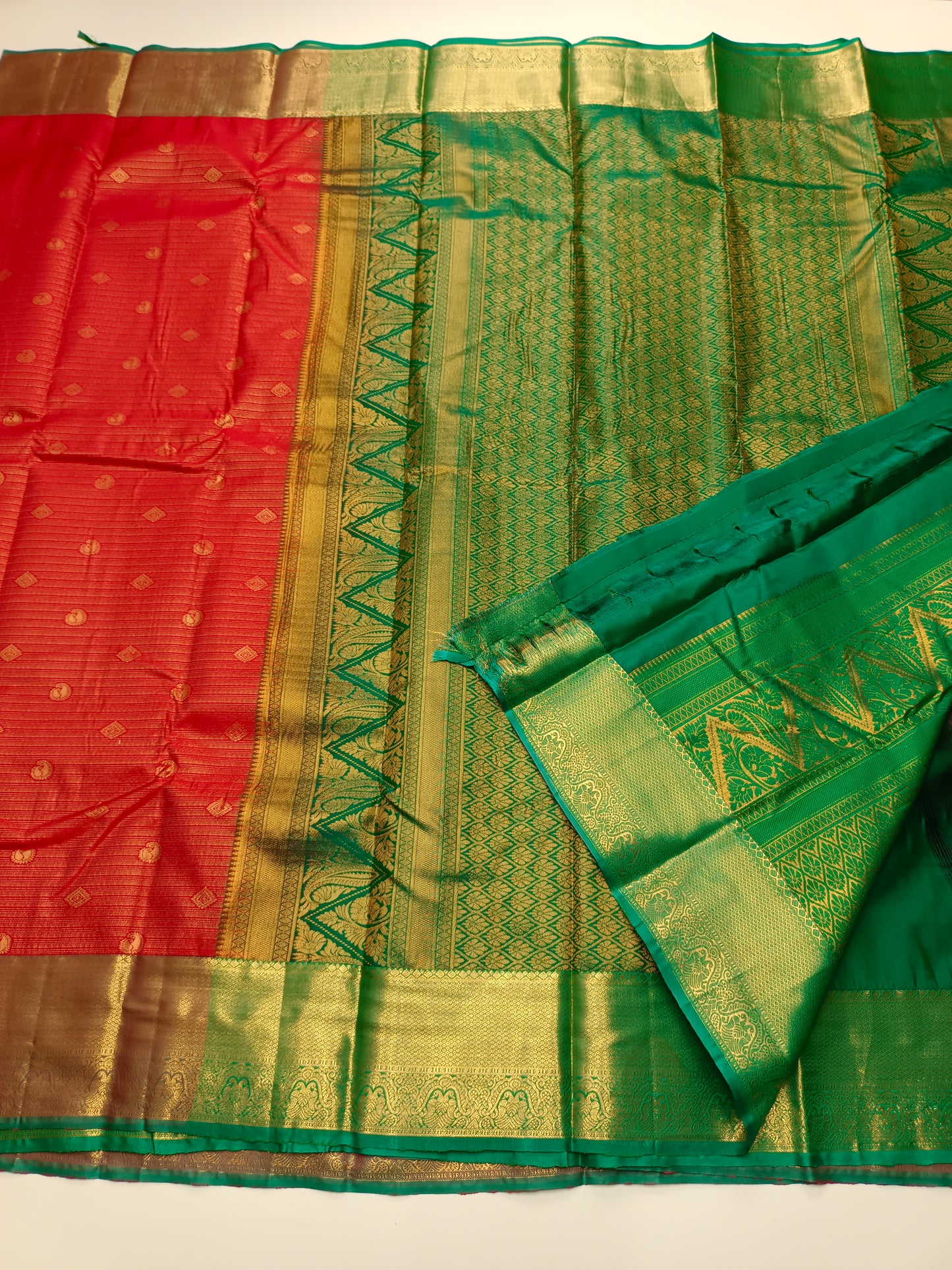 KANCHIPURAM SEMI SILK SAREE