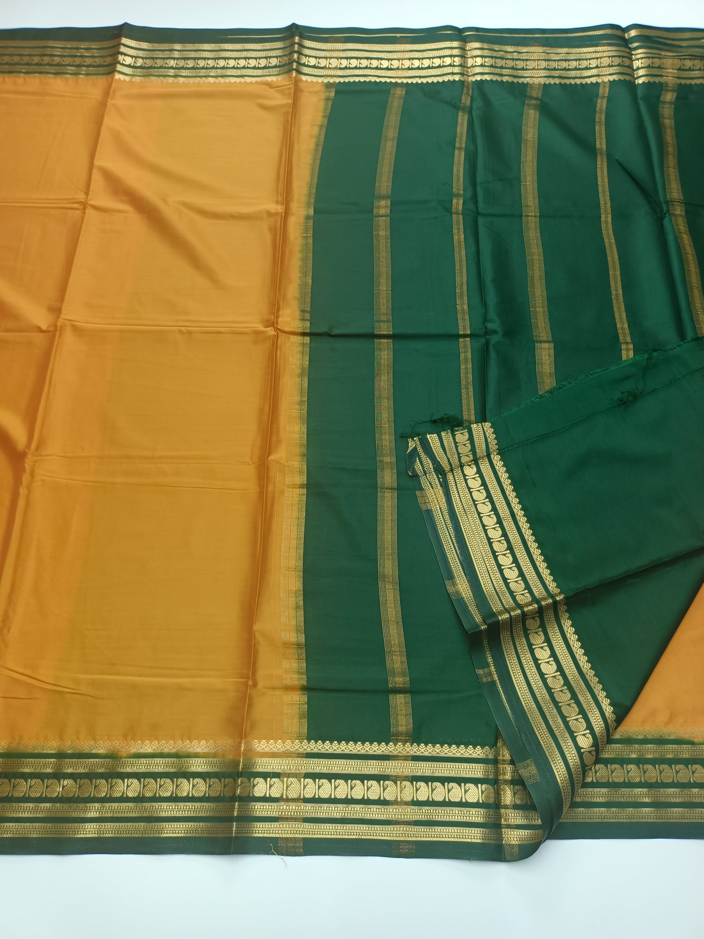 ART CREPE SAREE