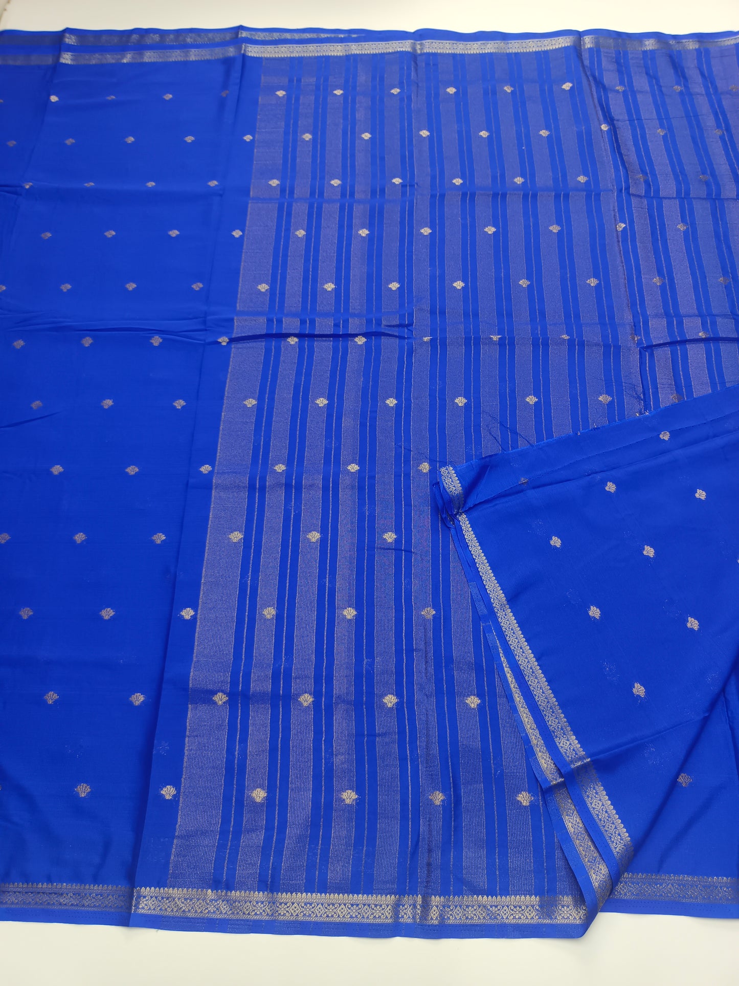 ART CREPE SAREE