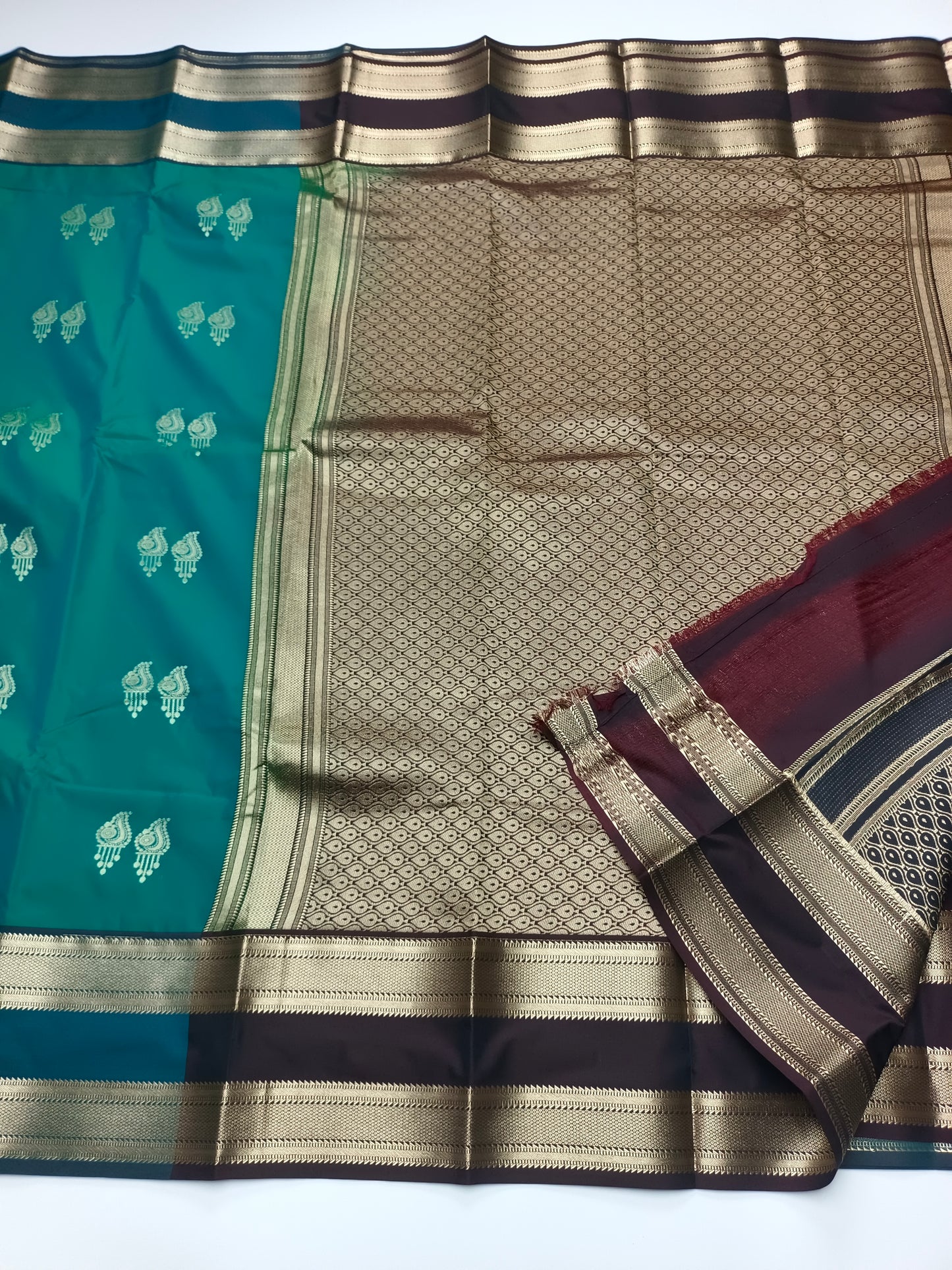 KANCHIPURAM SEMI SILK SAREE