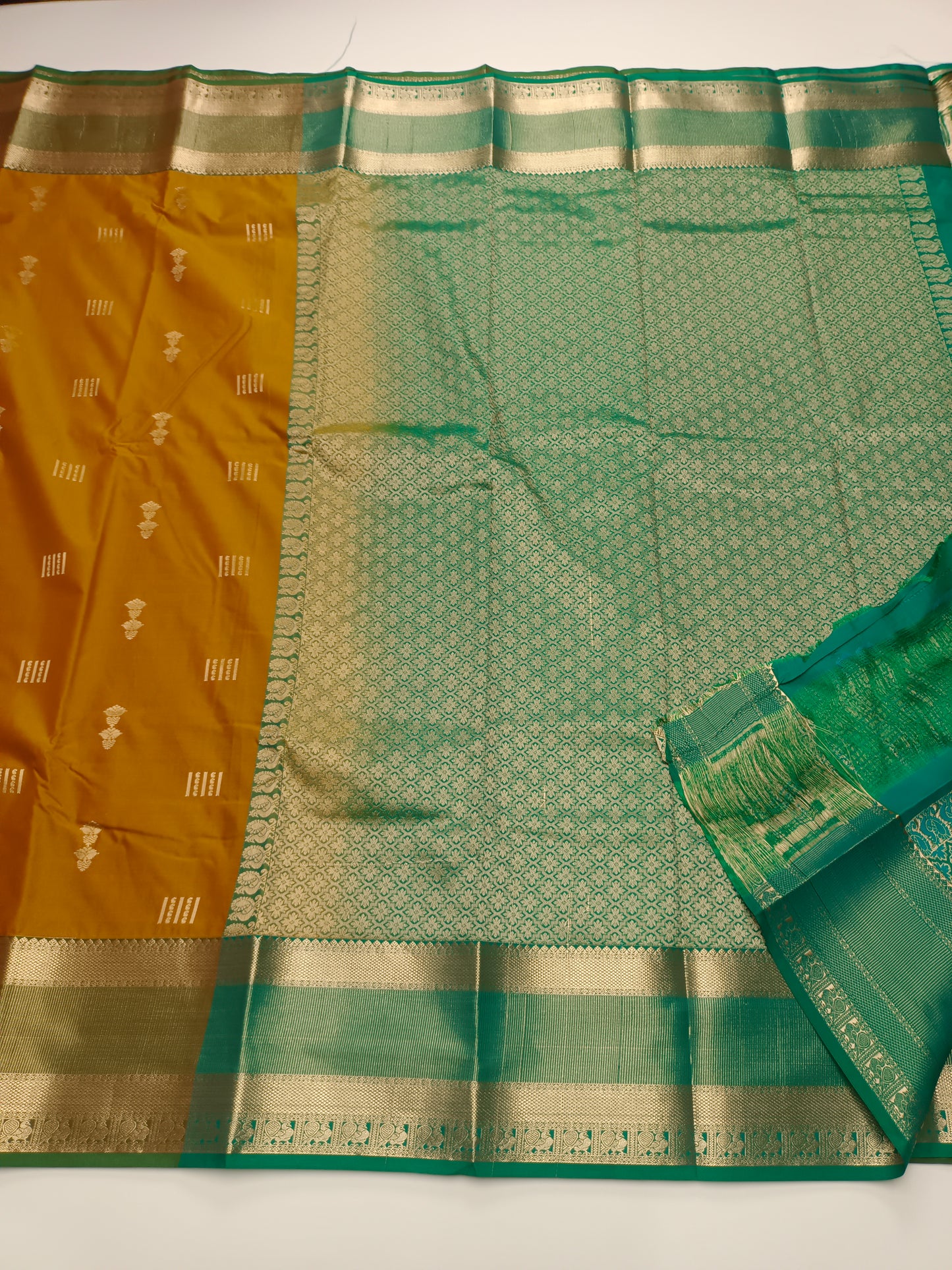 KANCHIPURAM SEMI SILK SAREE