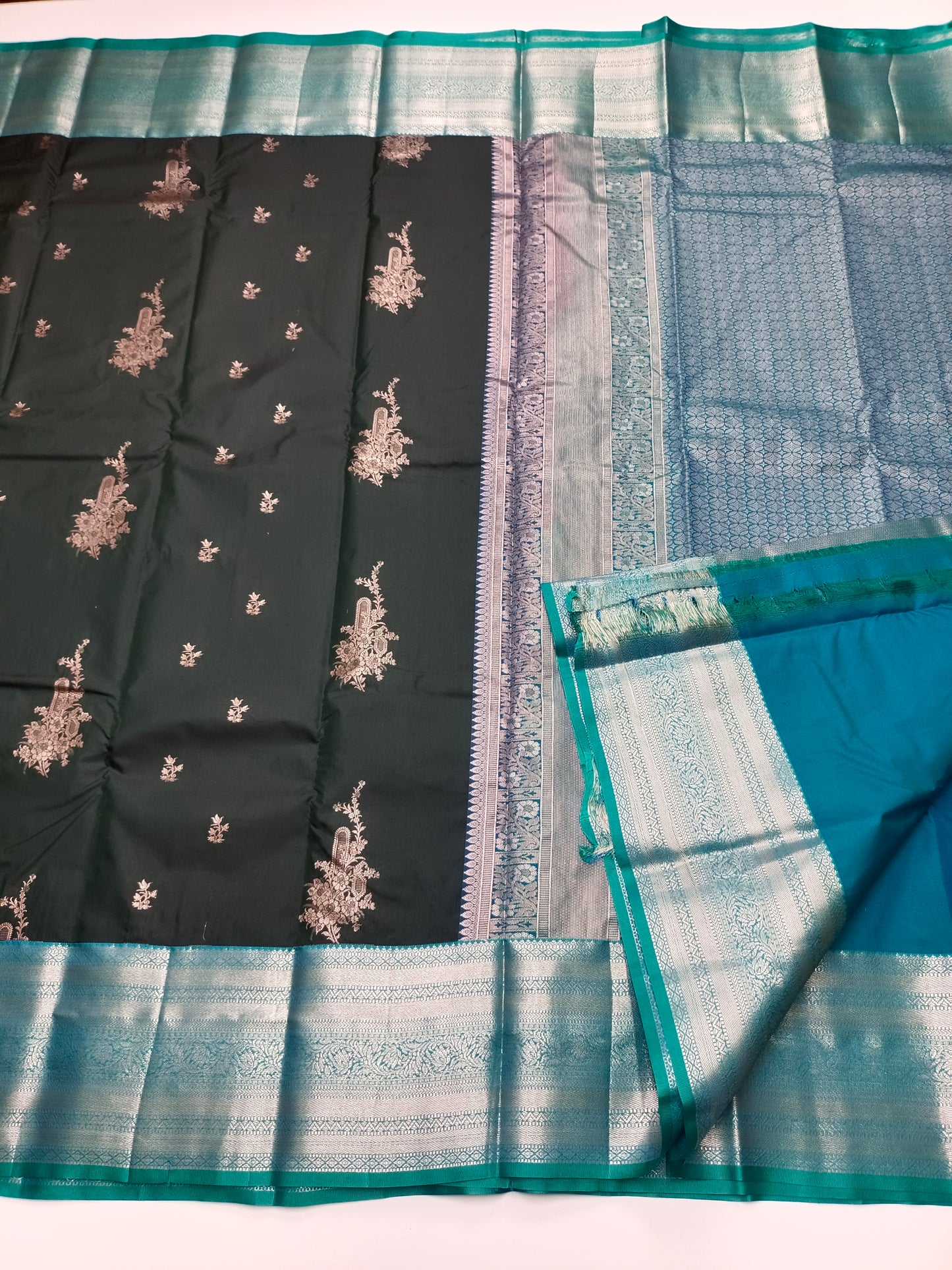 KANCHIPURAM SEMI SILK SAREE