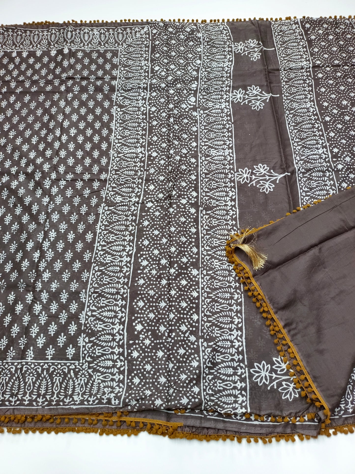 FANCY PRINTED COTTON WITH POM POM BORDER SAREE