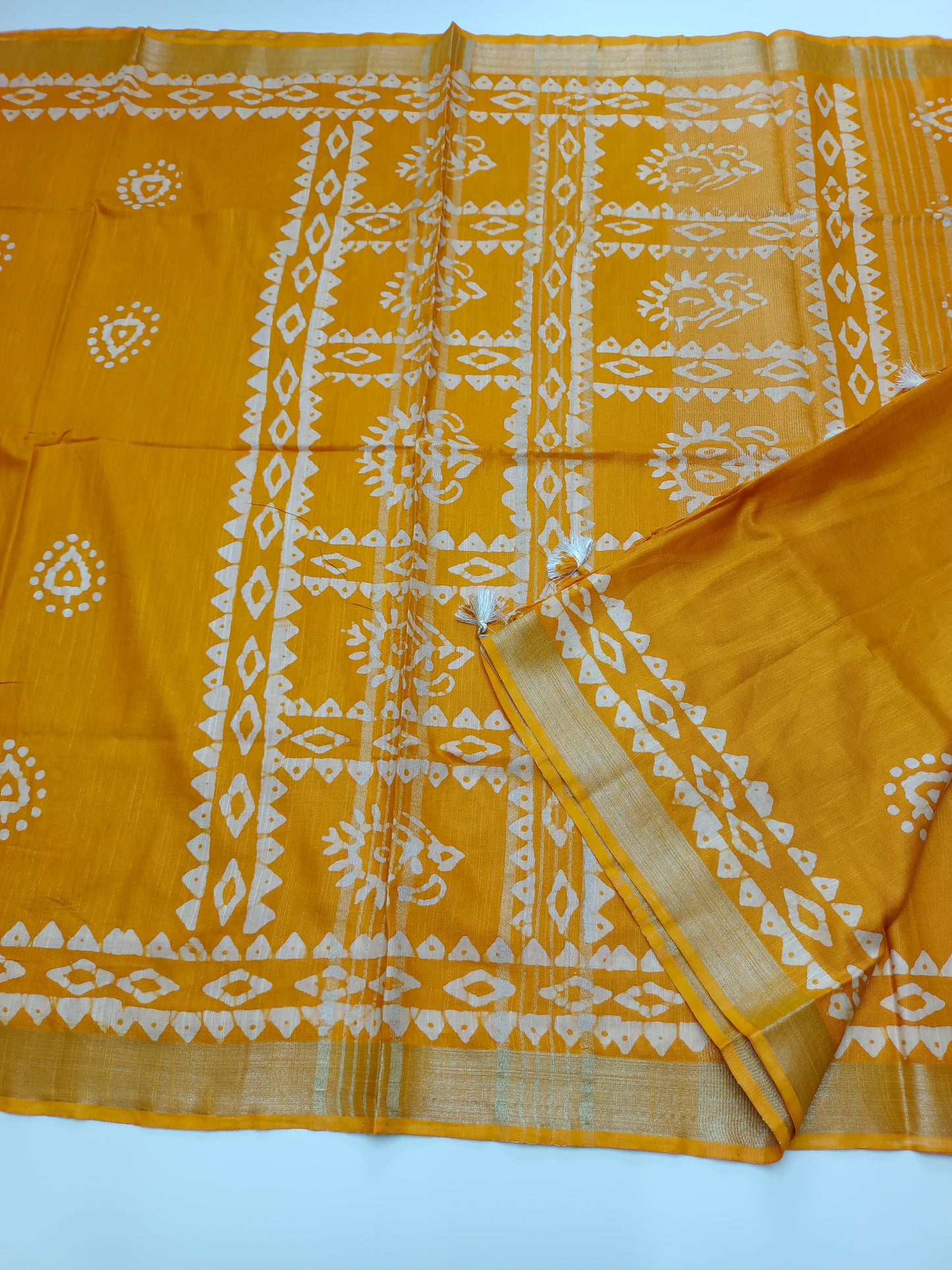 FANCY LENIN SAREE
