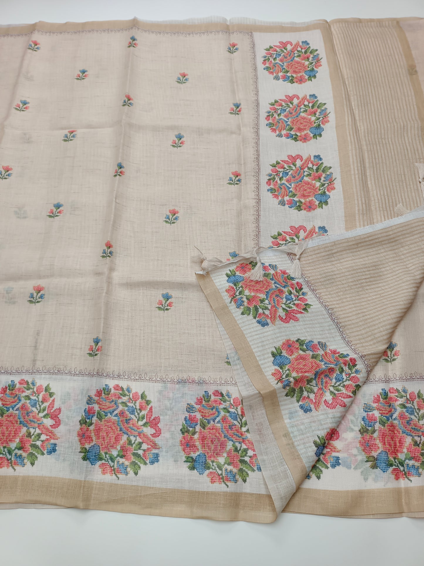 FANCY LENIN SAREE