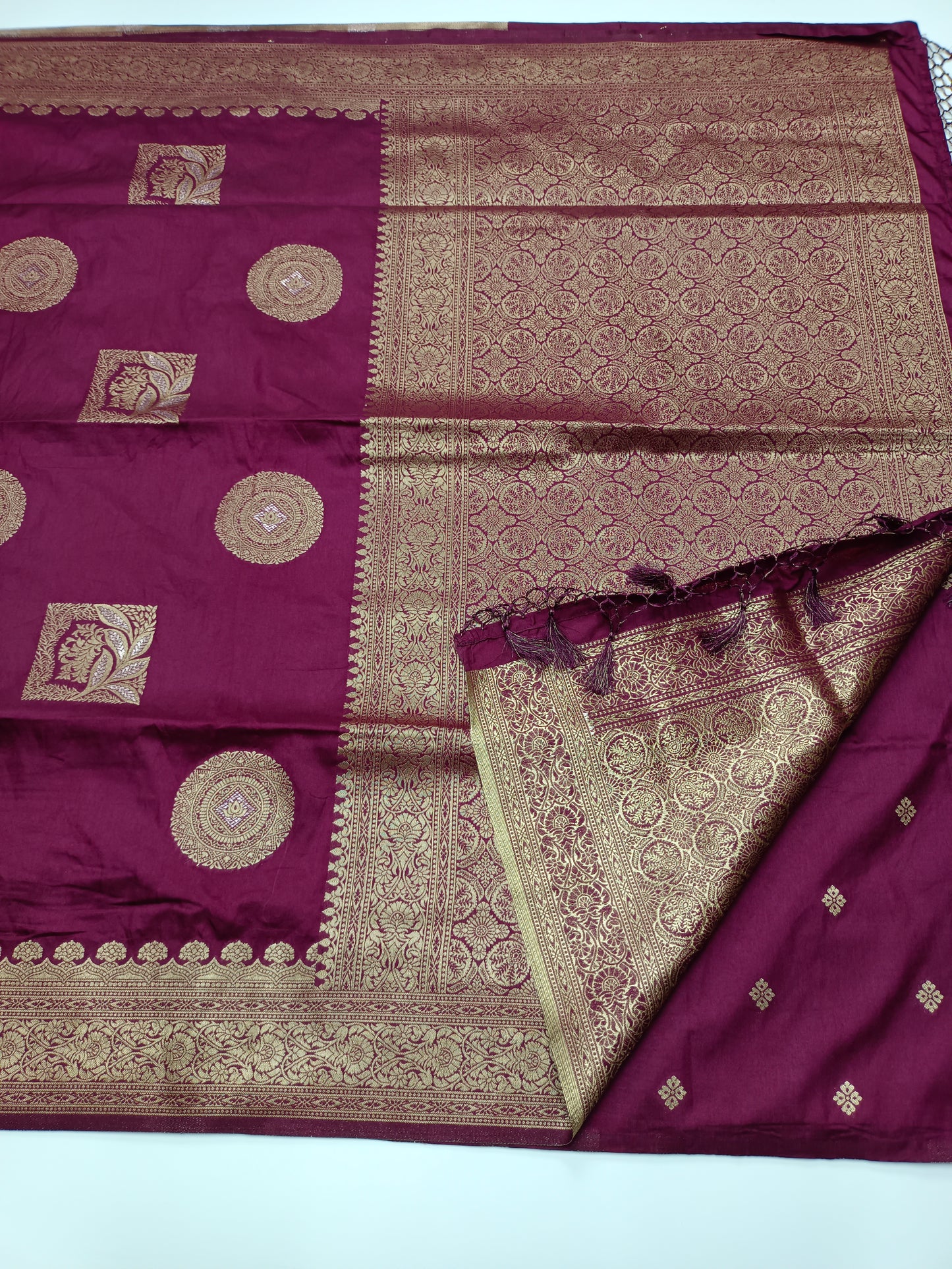 SEMI KHATAN SAREE