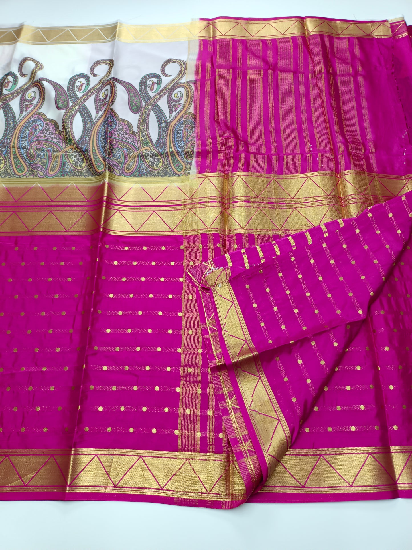 2D FANCY PRINTED ART CREPE SAREE