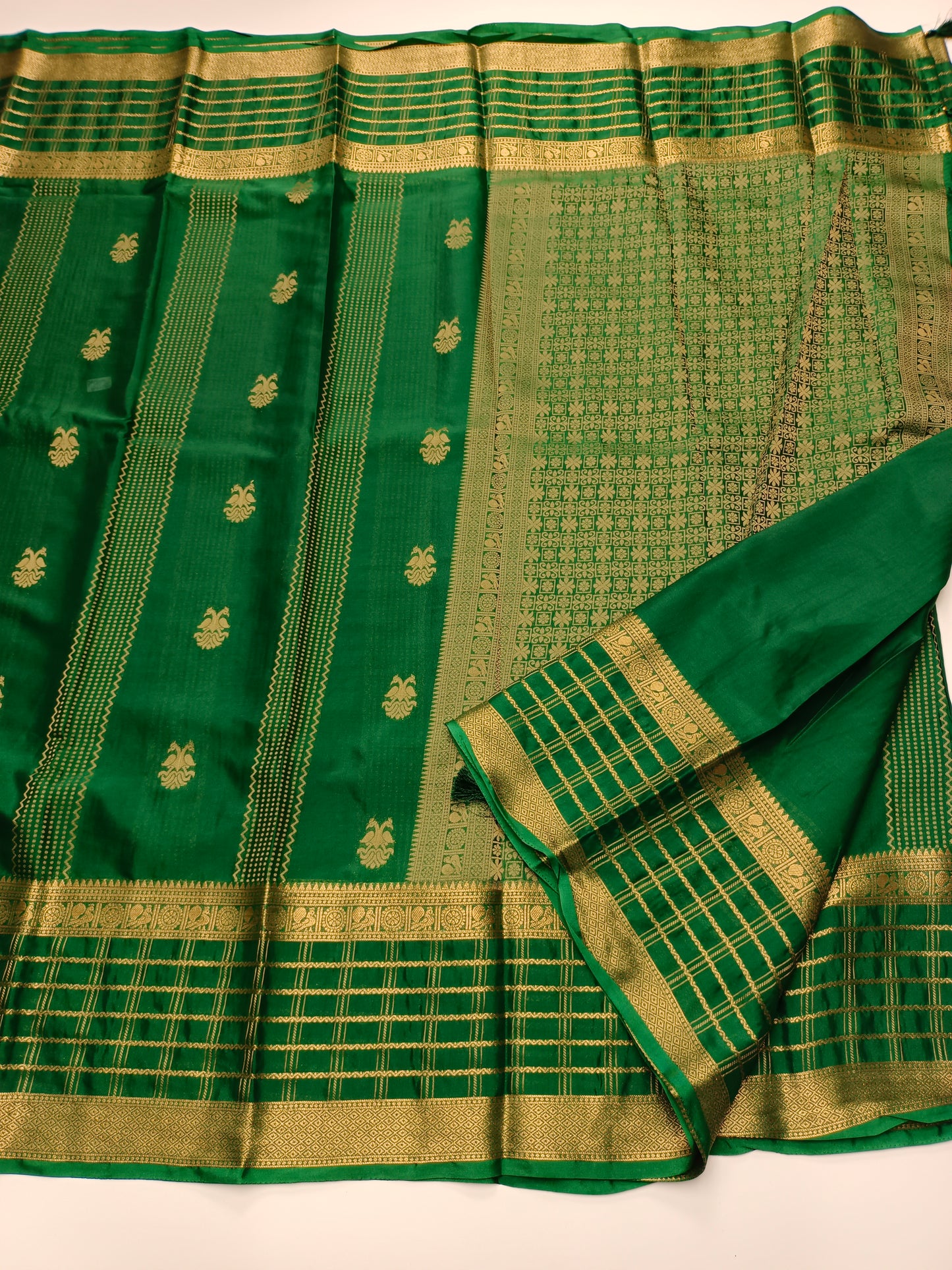 SEMI CREPE SILK SAREE