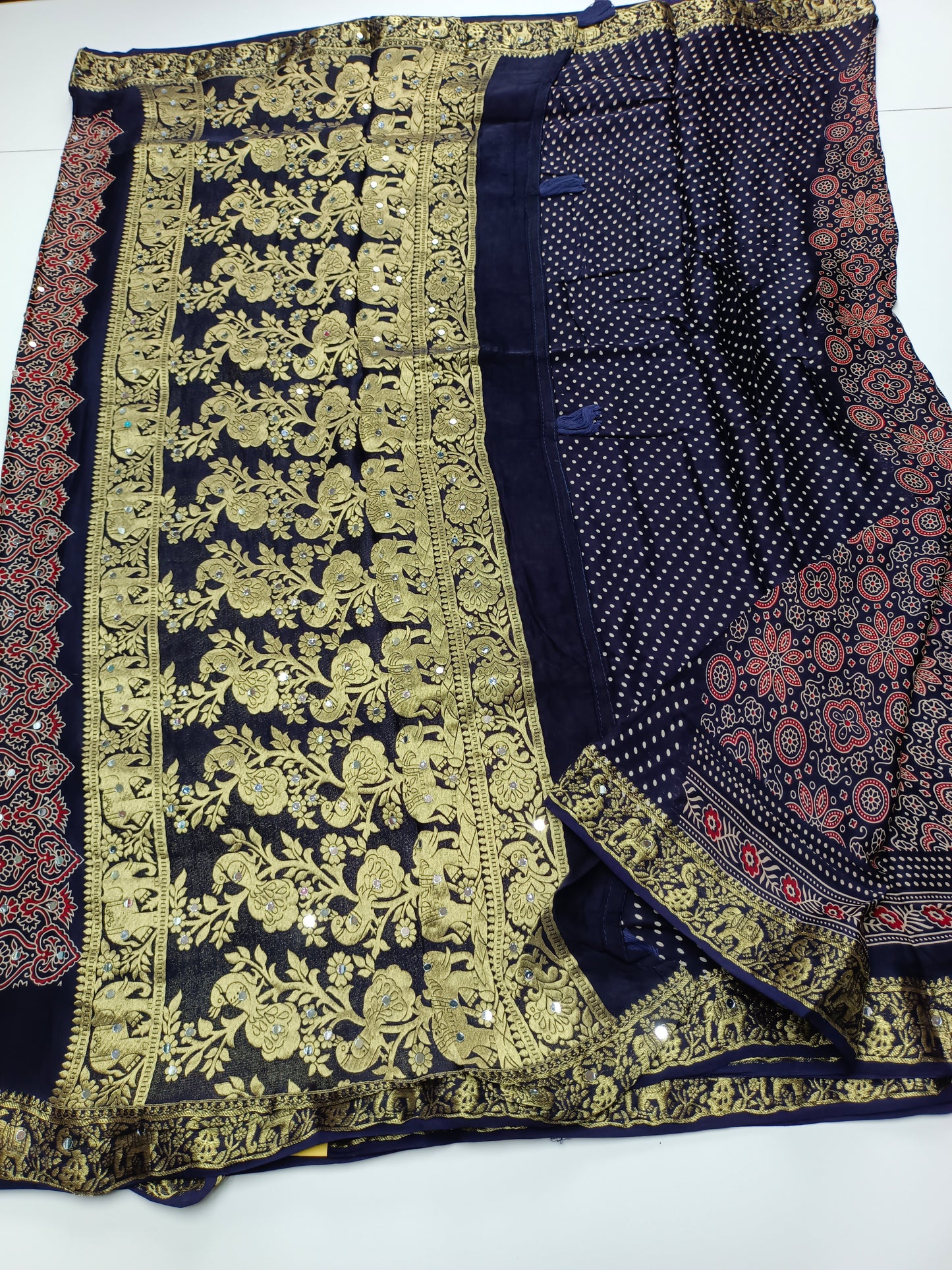 FANCY MODOL SILK SAREE