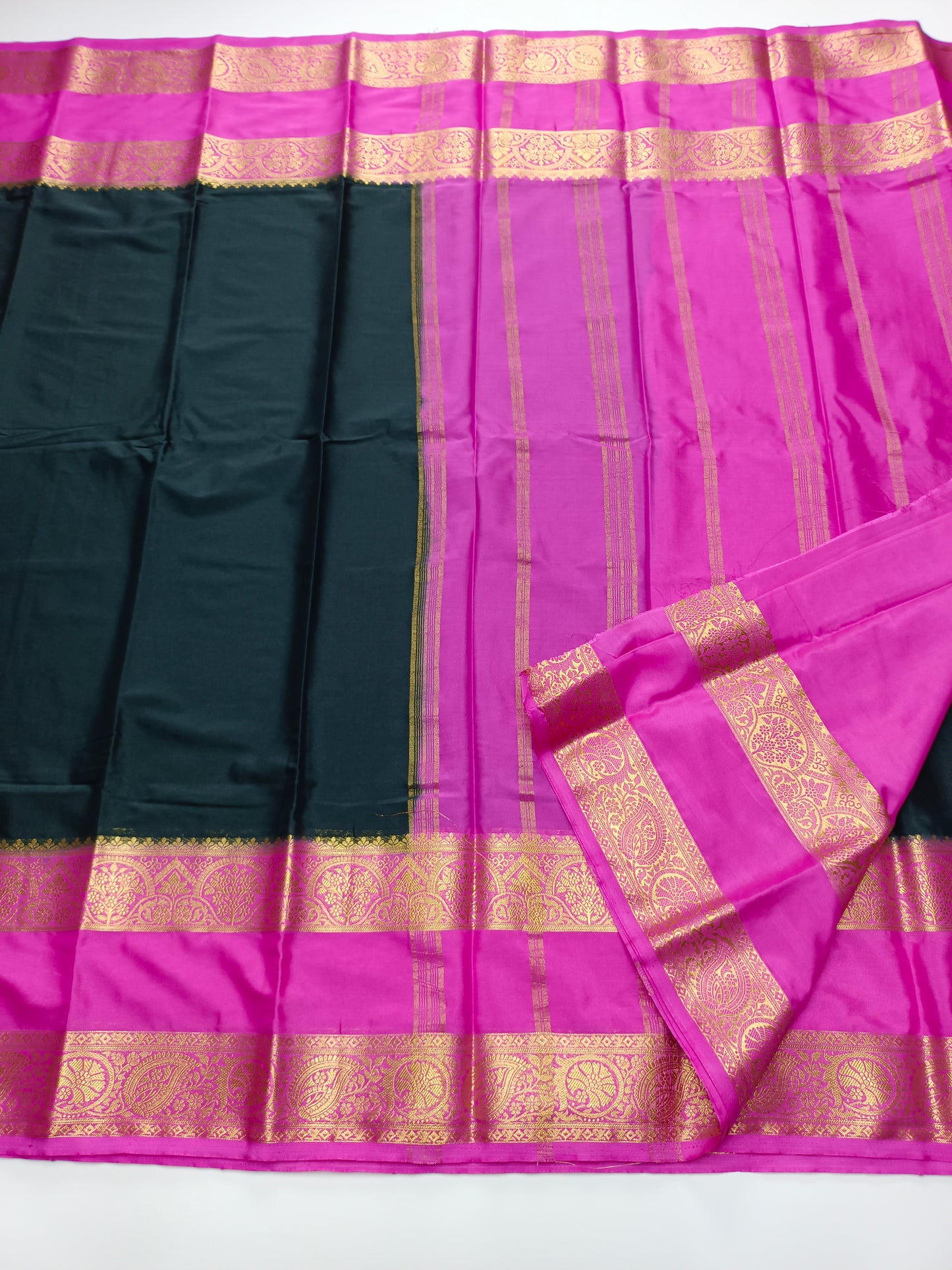 ART CREPE SAREE