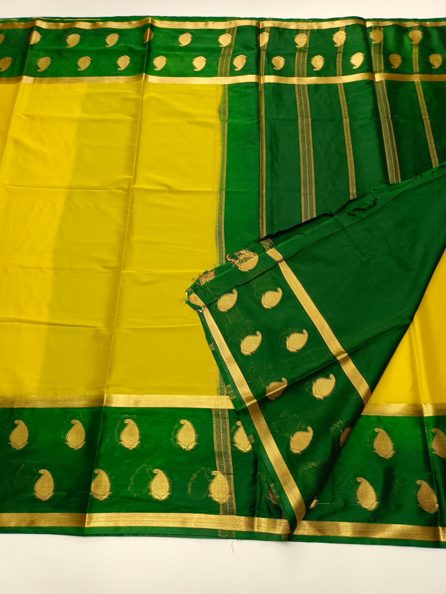 ART CREPE SAREE