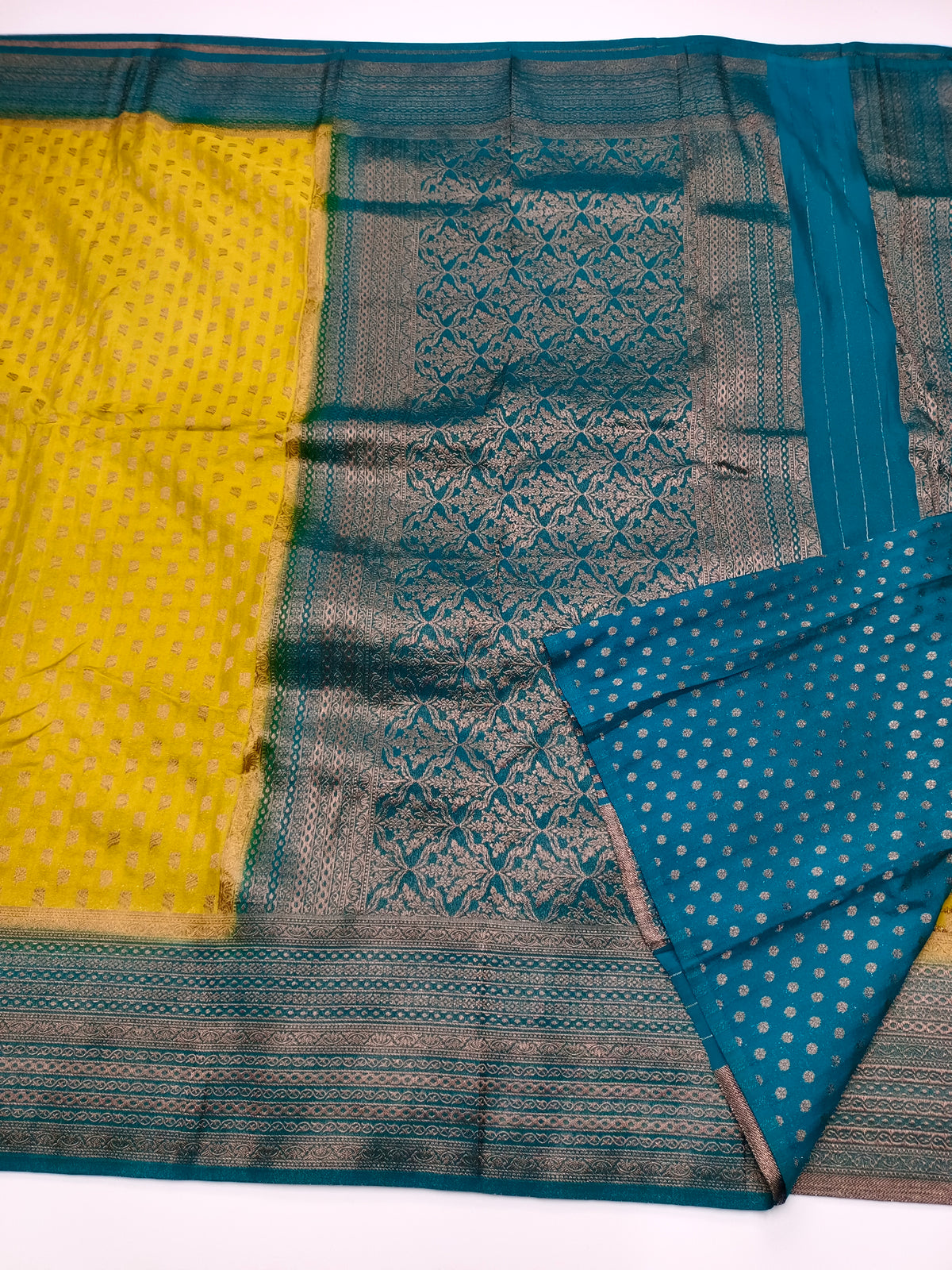 SEMI KADDI GEORGETTE SAREE