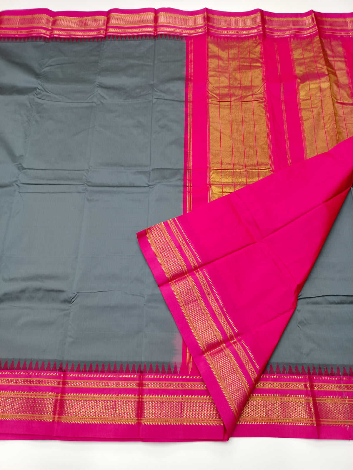 MINI MOLKALMURU SAREE