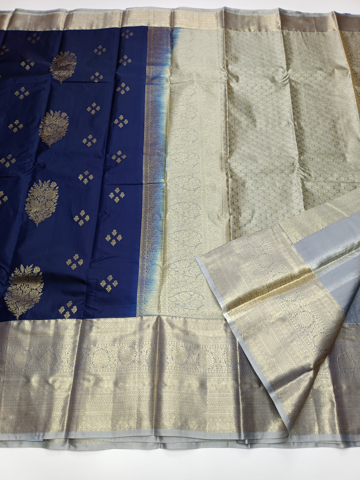 KANCHIPURAM SEMI SILK SAREE