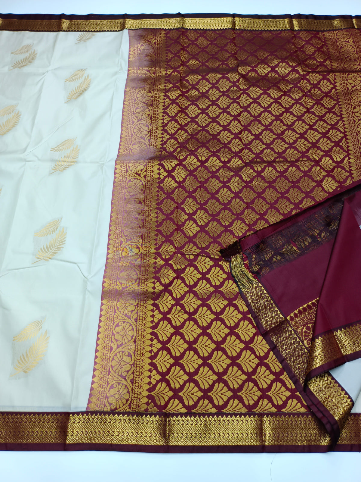 KANCHIPURAM SEMI SILK SAREE
