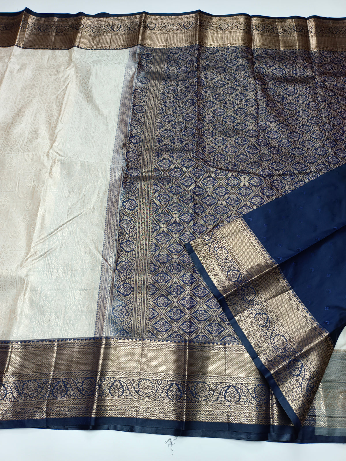 KANCHIPURAM SEMI SILK SAREE