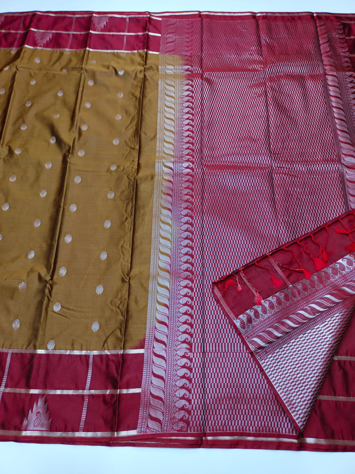 KANCHIPURAM SEMI SILK SAREE