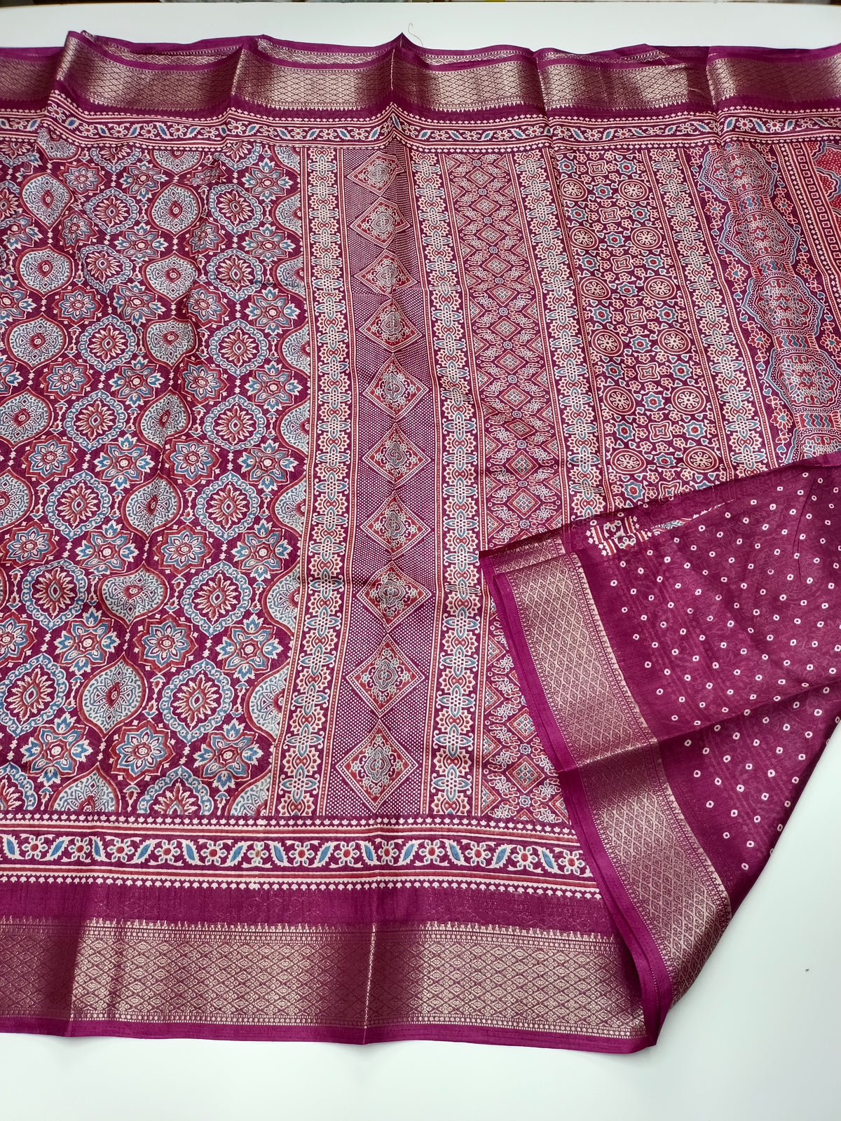 FANCY LENIN SAREE