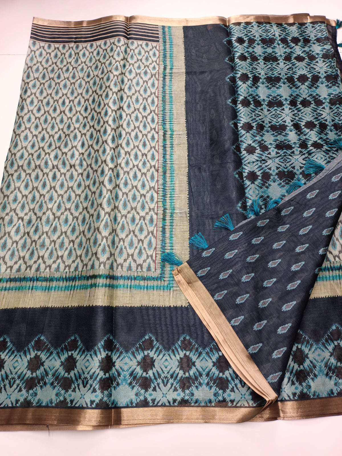 FANCY LENIN SAREE