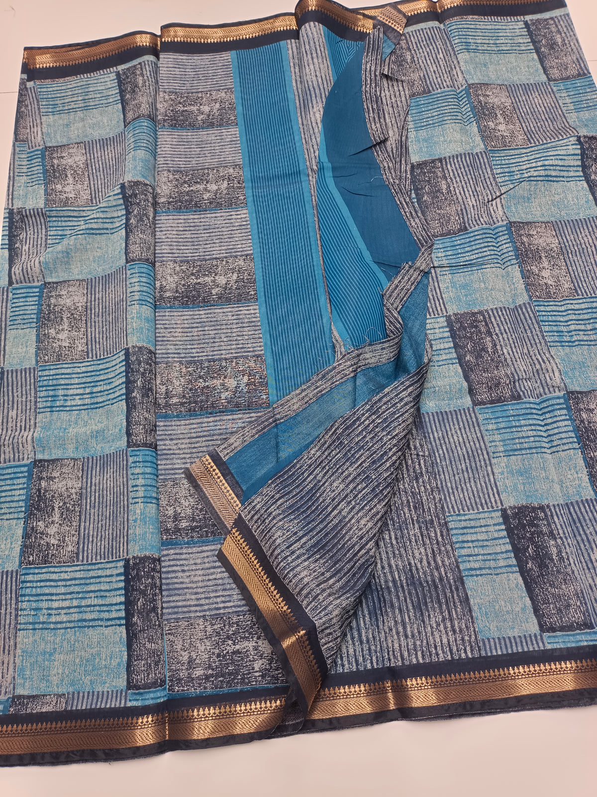 FANCY DOLA SILK SAREE