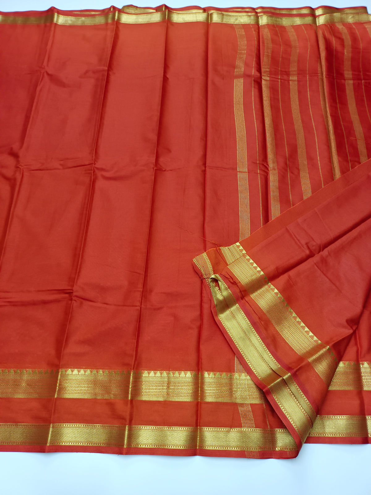 ART CRPE SAREE