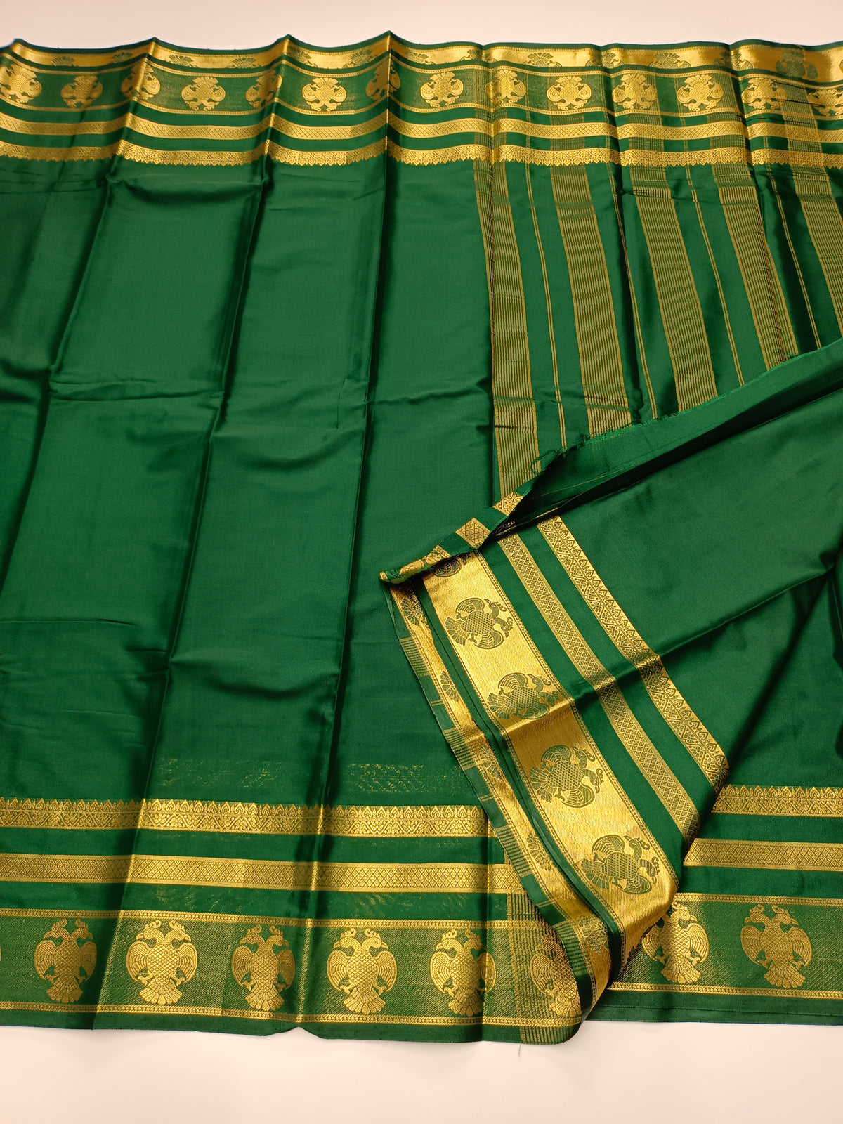 ART CRPE SAREE