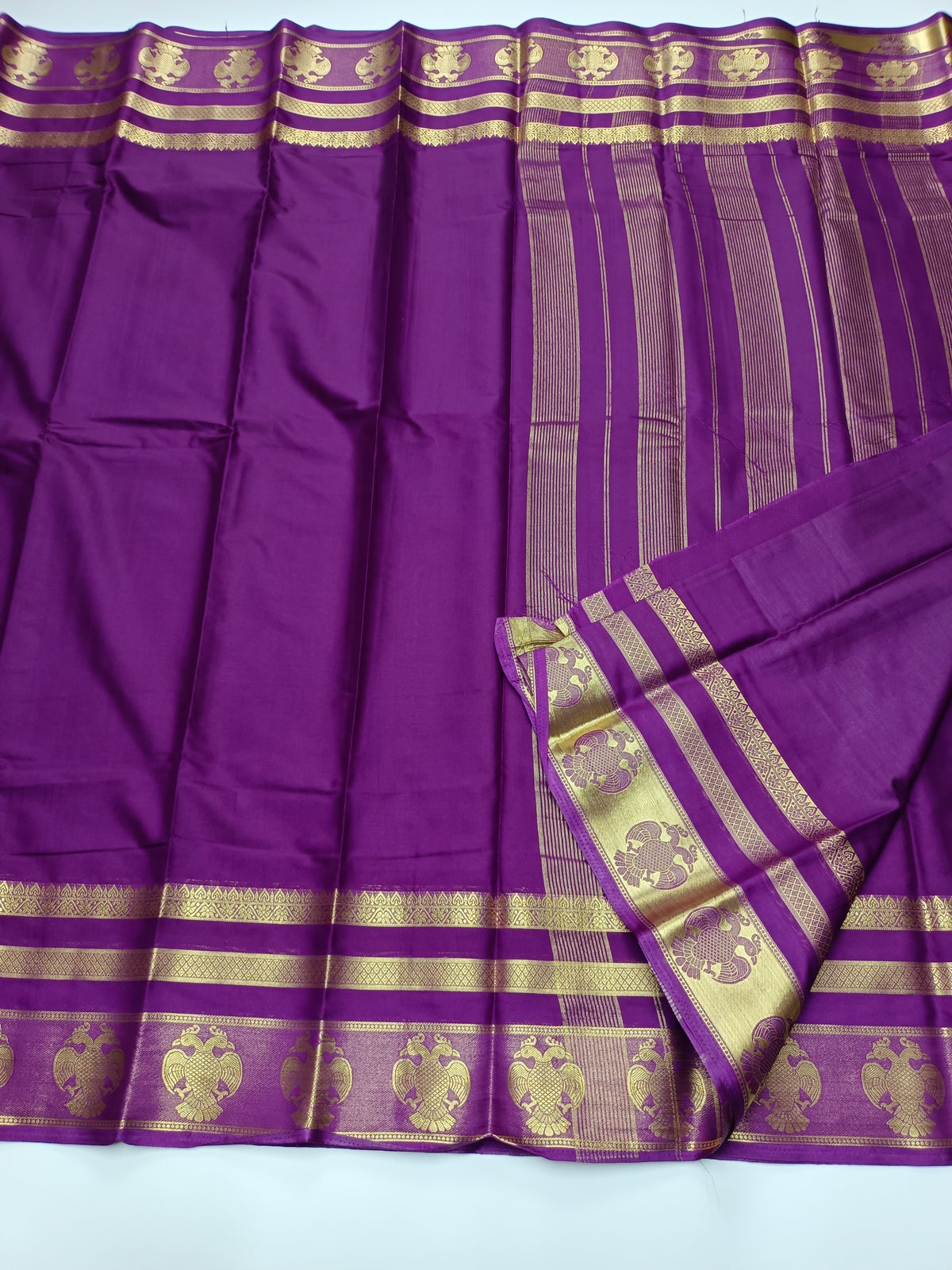 ART CRPE SAREE