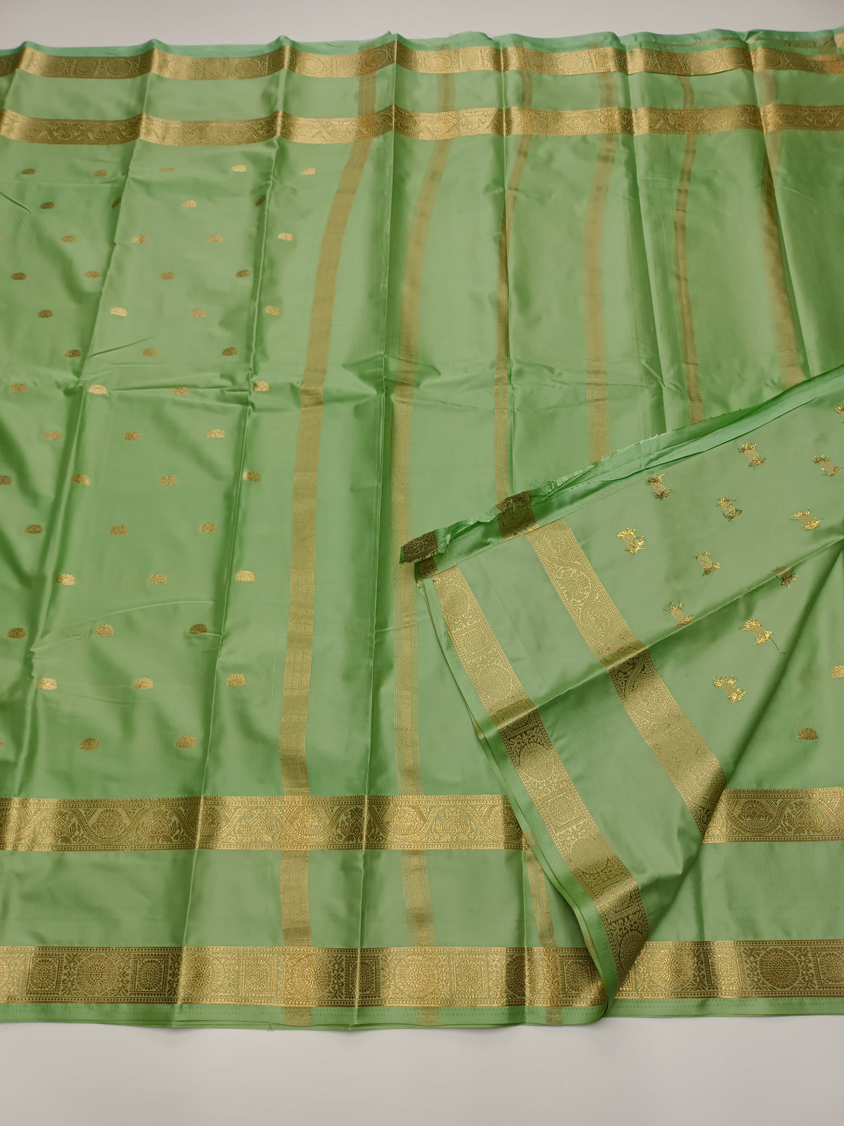 ART CREPE SAREE