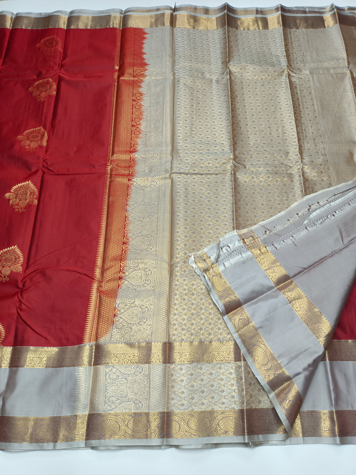 KANCHIPURAM SEMI SILK SAREE