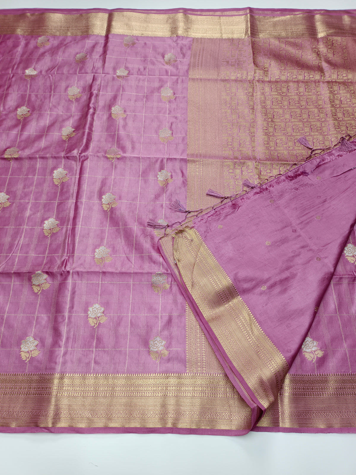 FANCY ART WORK SAREE