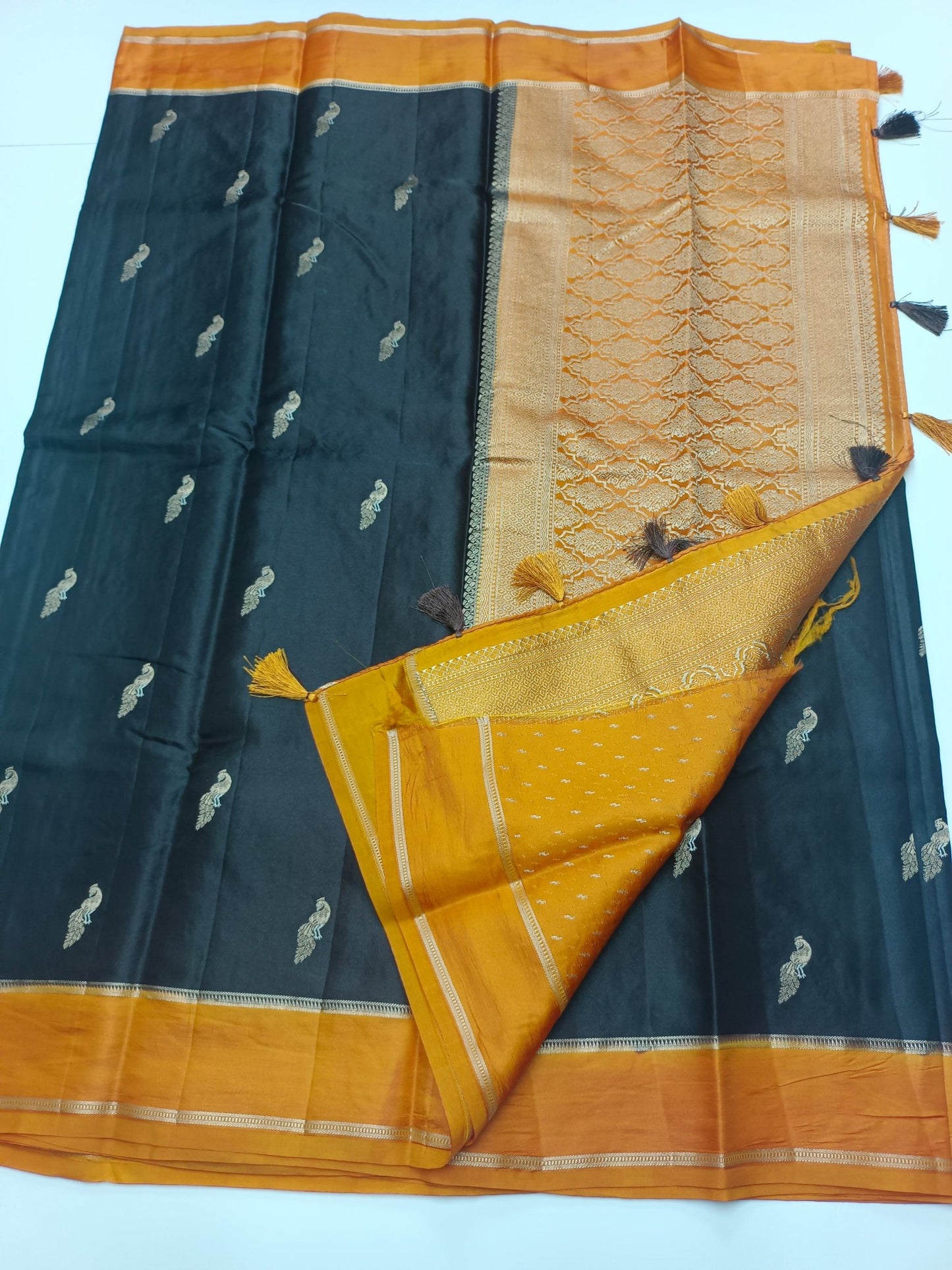 FANCY TUSSER SILK SAREE - B S CHANNABASAPPA & SONS