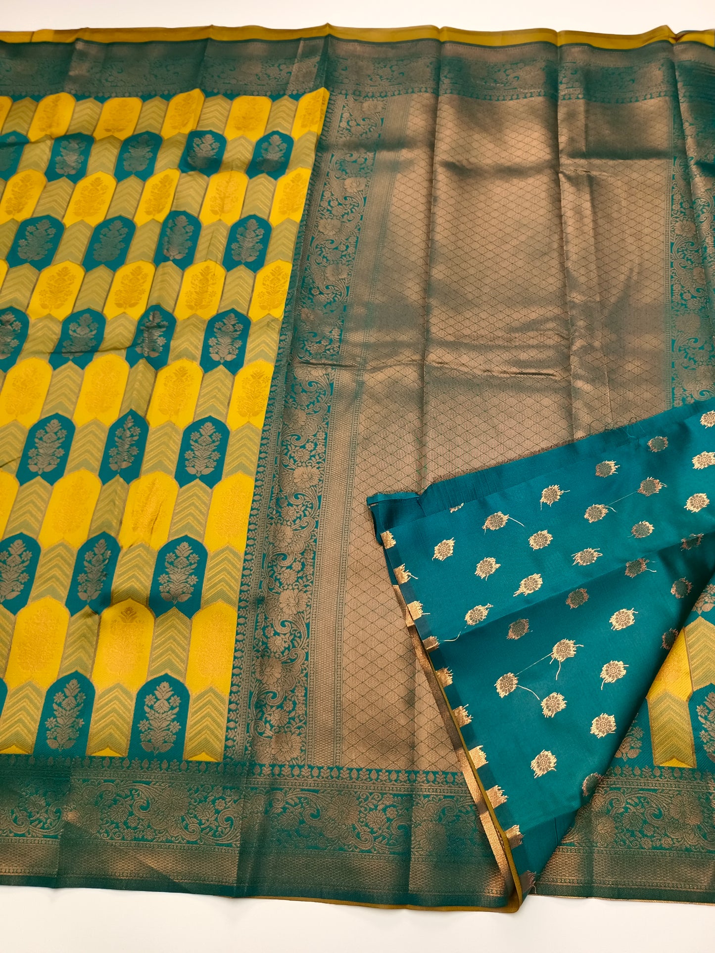 FANCY BROCADE SAREE