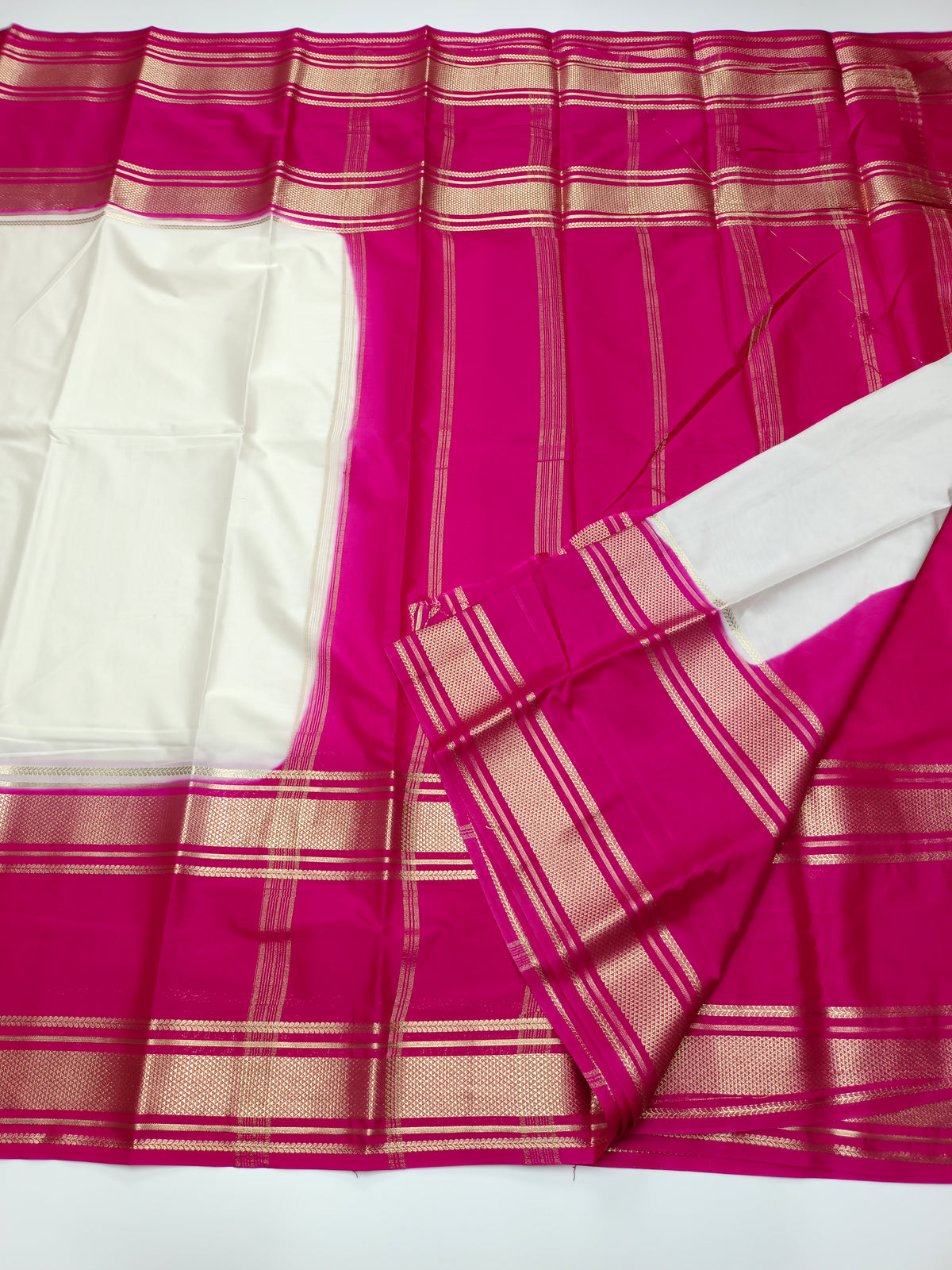 ART CREPE SAREE