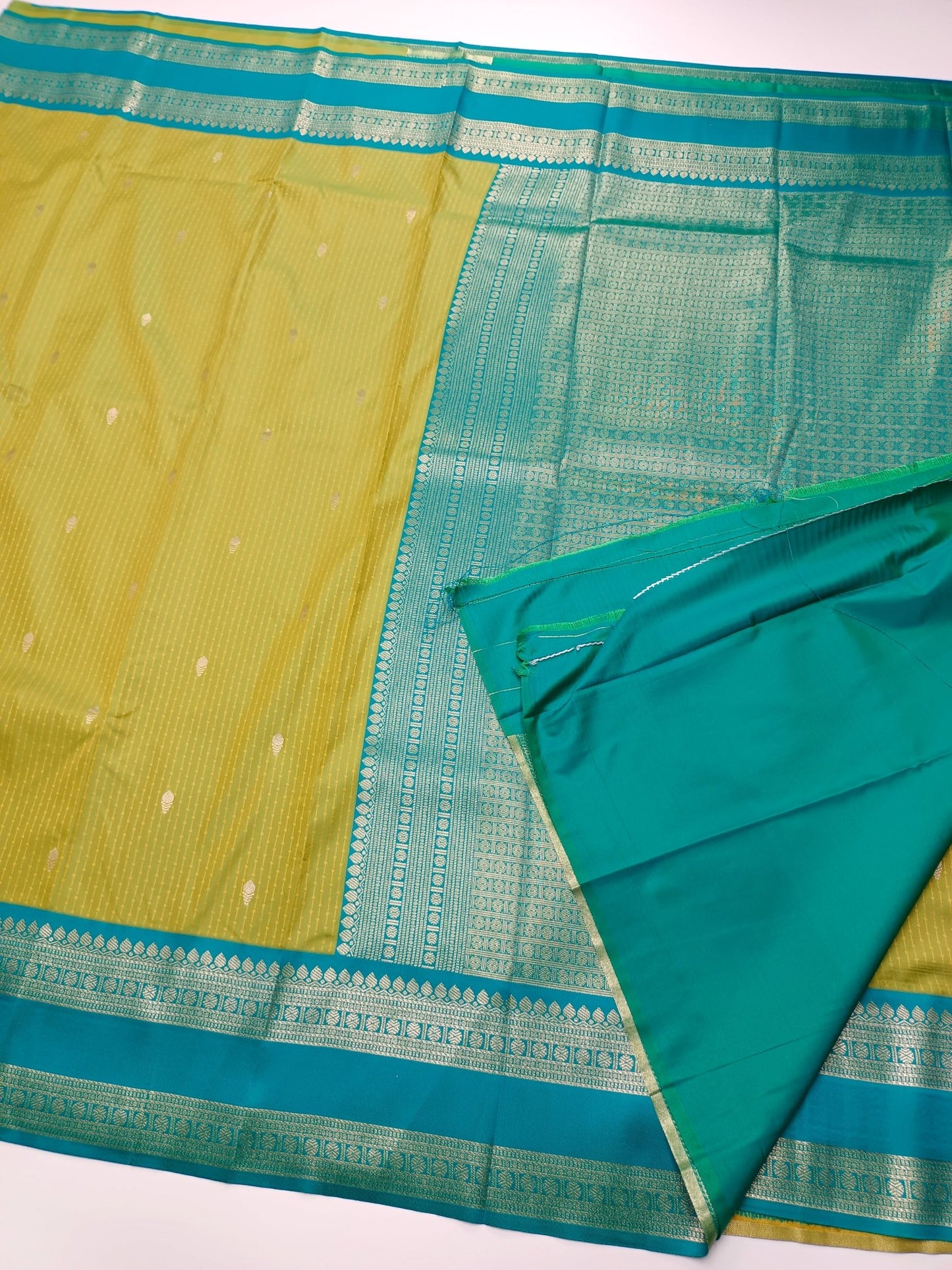SEMI SOFT SILK SAREE - B S CHANNABASAPPA & SONS