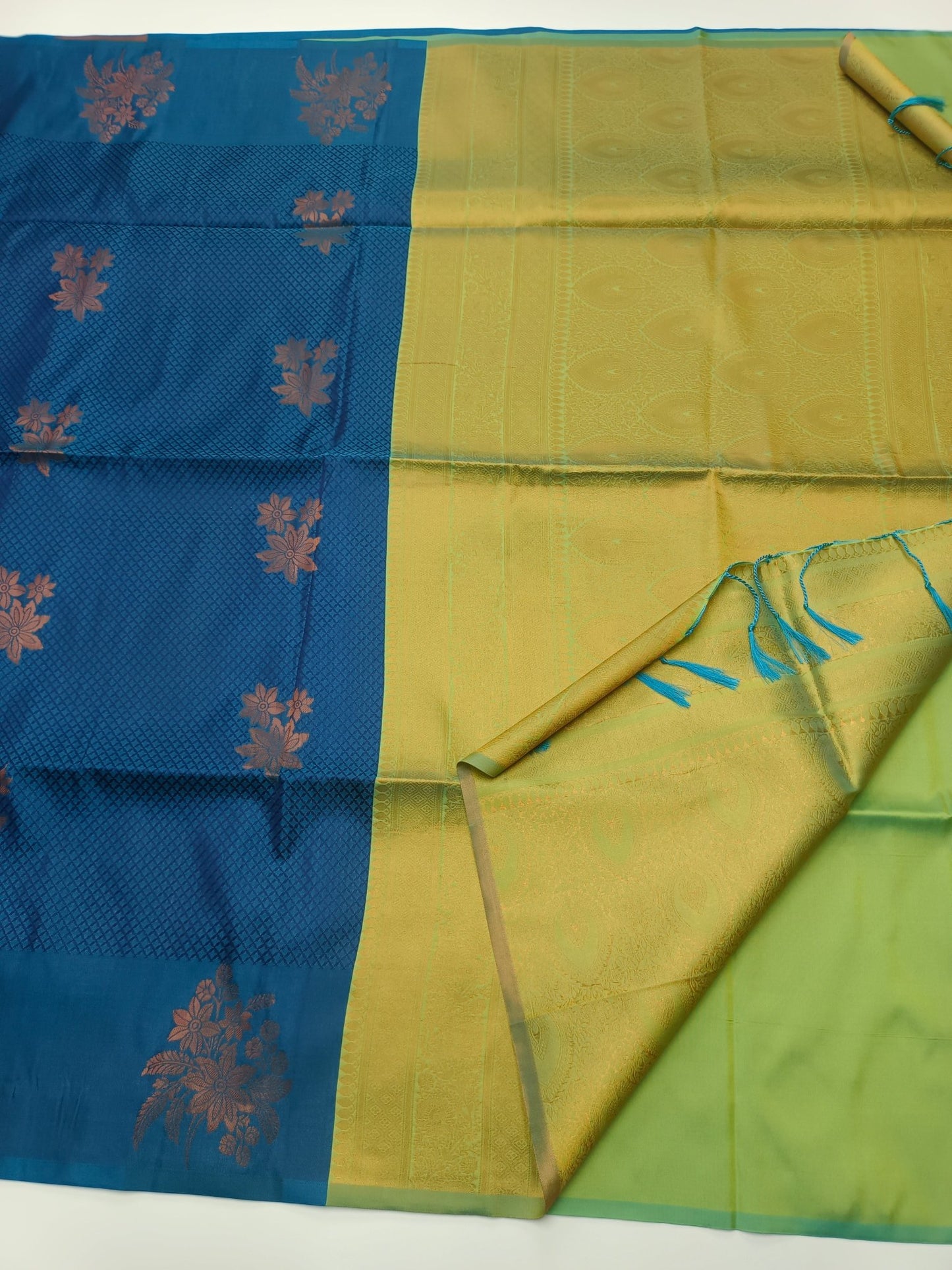 FANCY SOFT SILK SAREE - B S CHANNABASAPPA & SONS