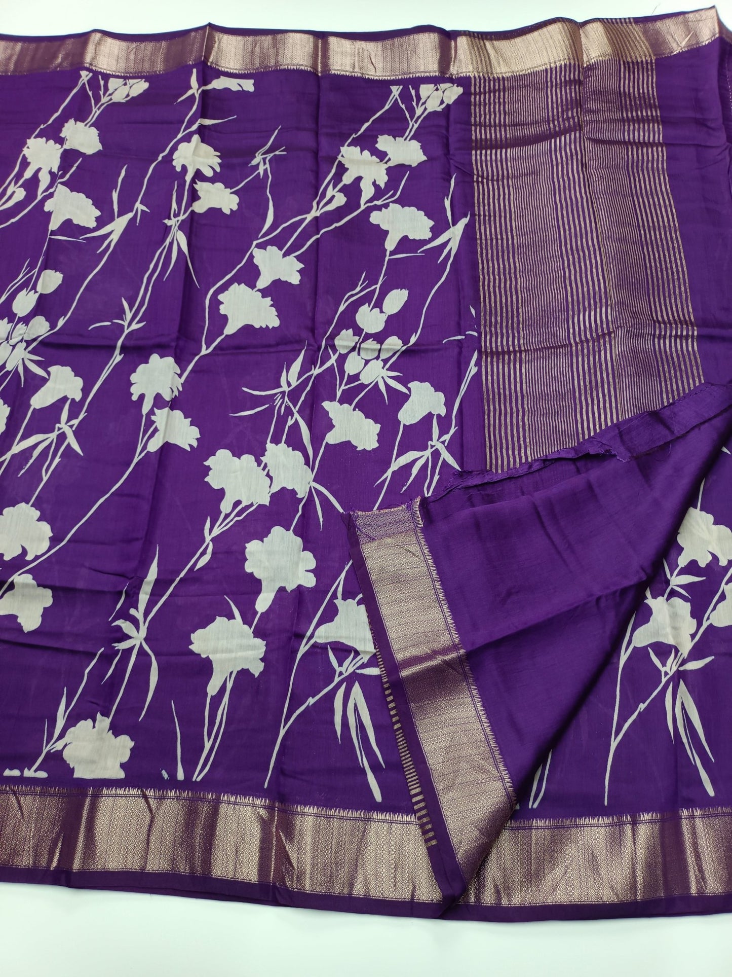 SOFTY DOLA SILK SAREE - B S CHANNABASAPPA & SONS