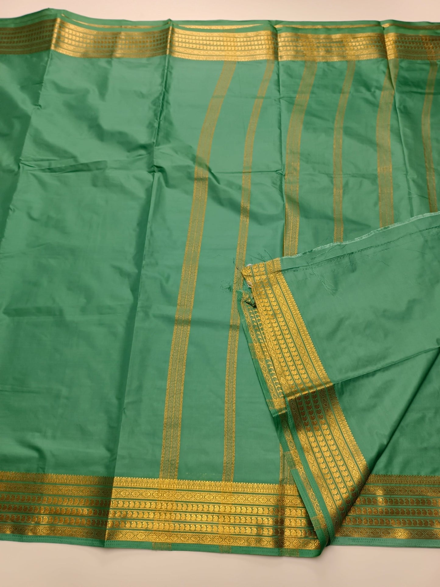 SEMI CREPE SILK SAREE - B S CHANNABASAPPA & SONS