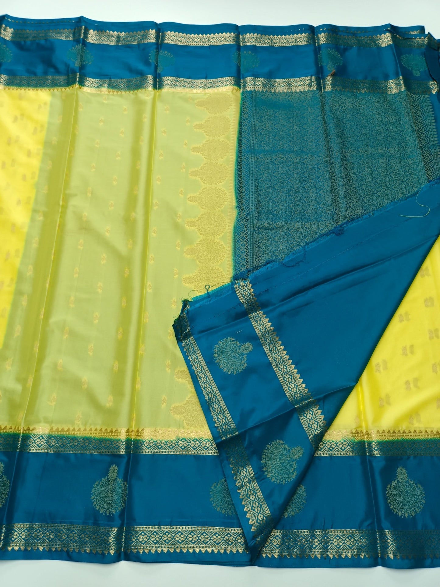 SEMI CREPE SILK SAREE - B S CHANNABASAPPA & SONS