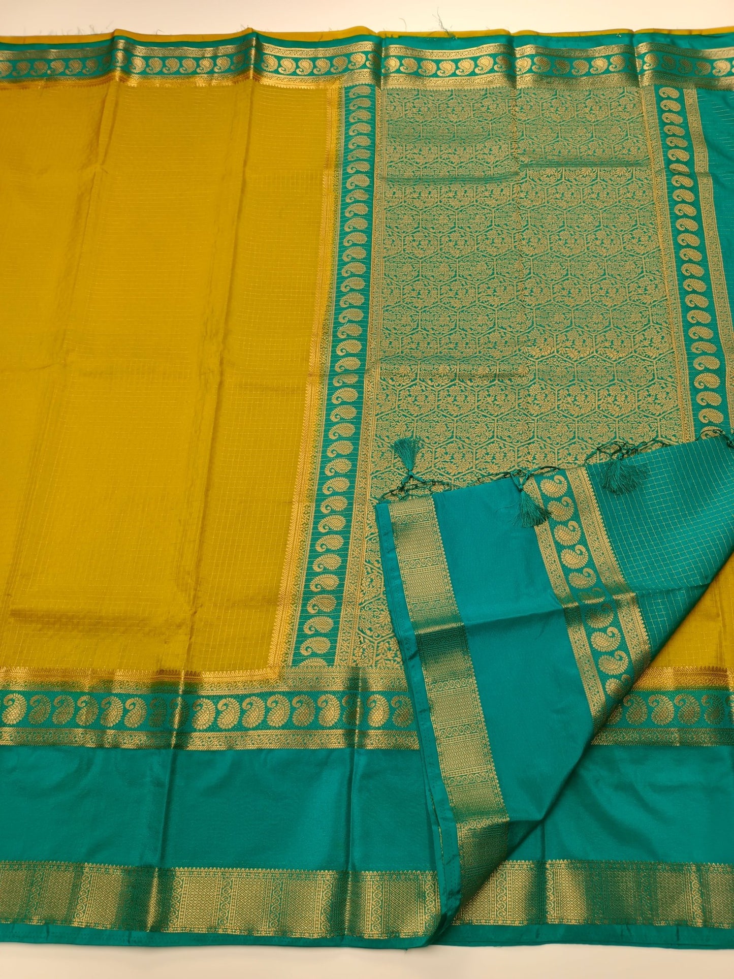 SEMI CREPE SILK SAREE - B S CHANNABASAPPA & SONS