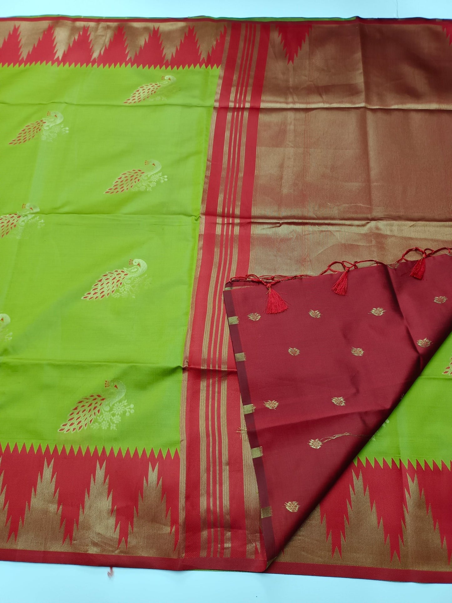 SOFT RAW SILK SAREE - B S CHANNABASAPPA & SONS