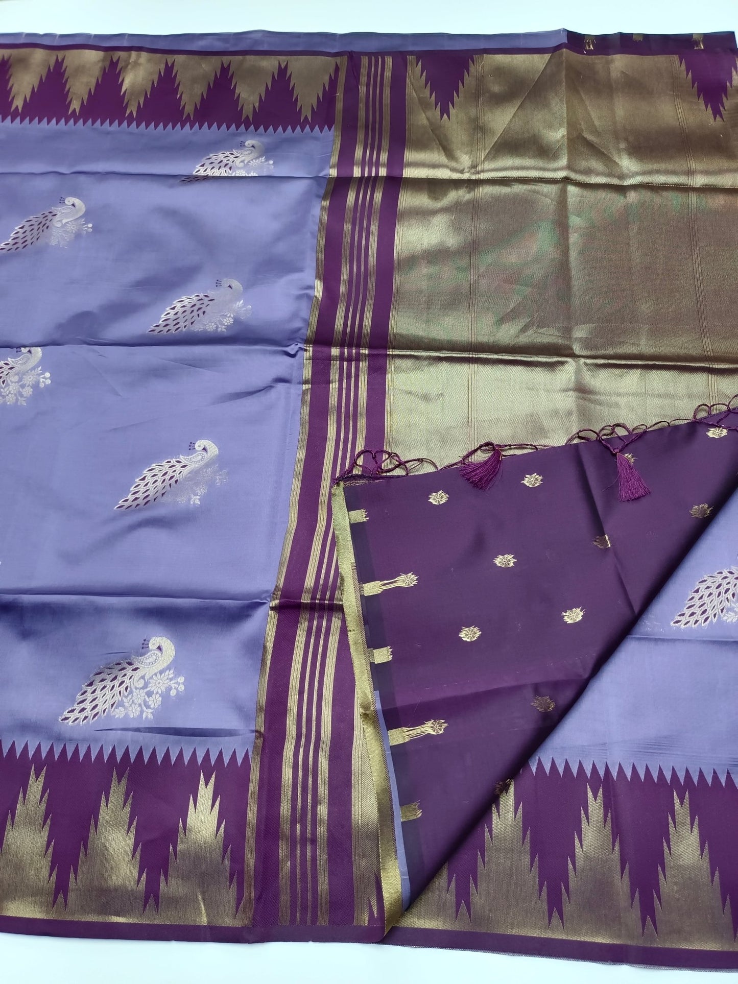 SOFT RAW SILK SAREE - B S CHANNABASAPPA & SONS