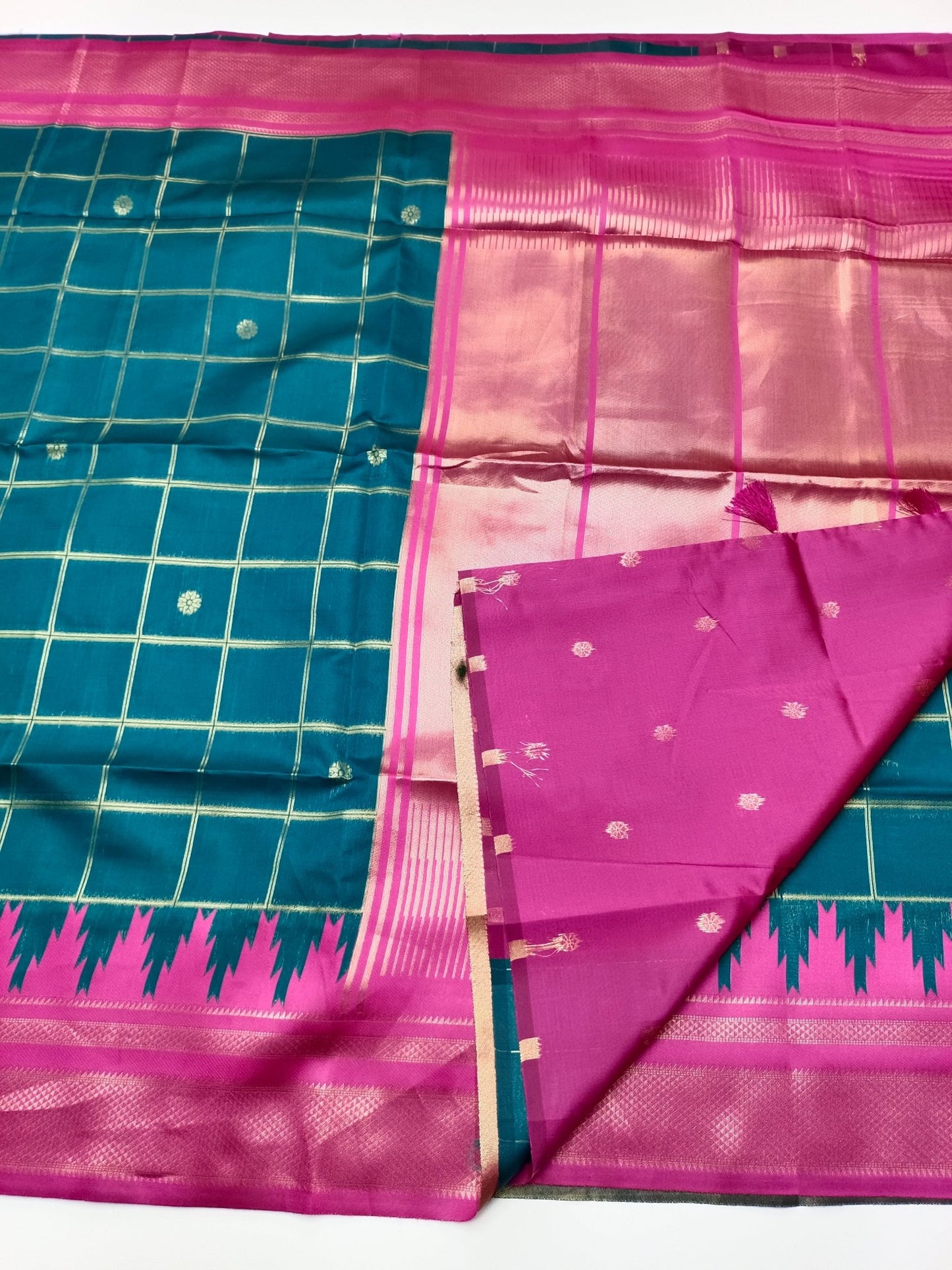 SOFT RAW SILK SAREE - B S CHANNABASAPPA & SONS
