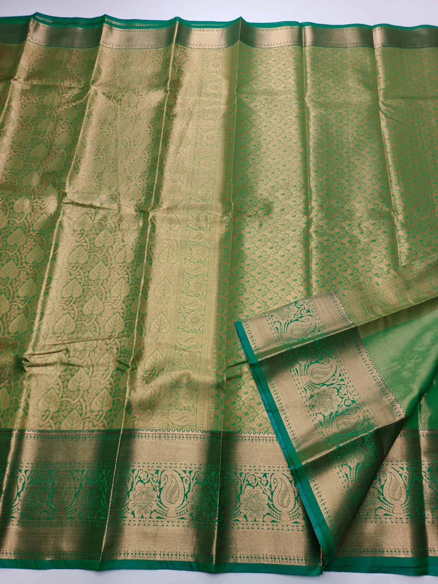 FANCY BROCADE SAREE - B S CHANNABASAPPA & SONS
