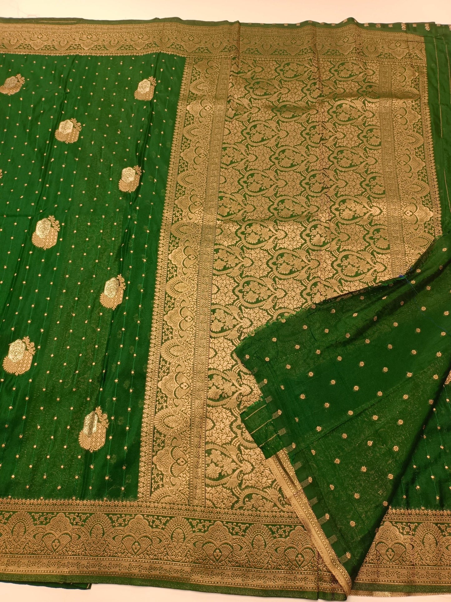 SEMI CREPE SILK SAREE - B S CHANNABASAPPA & SONS