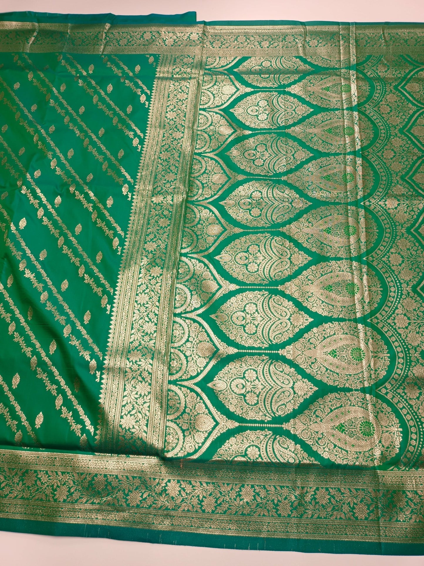FANCY SOFT SILK SAREE - B S CHANNABASAPPA & SONS